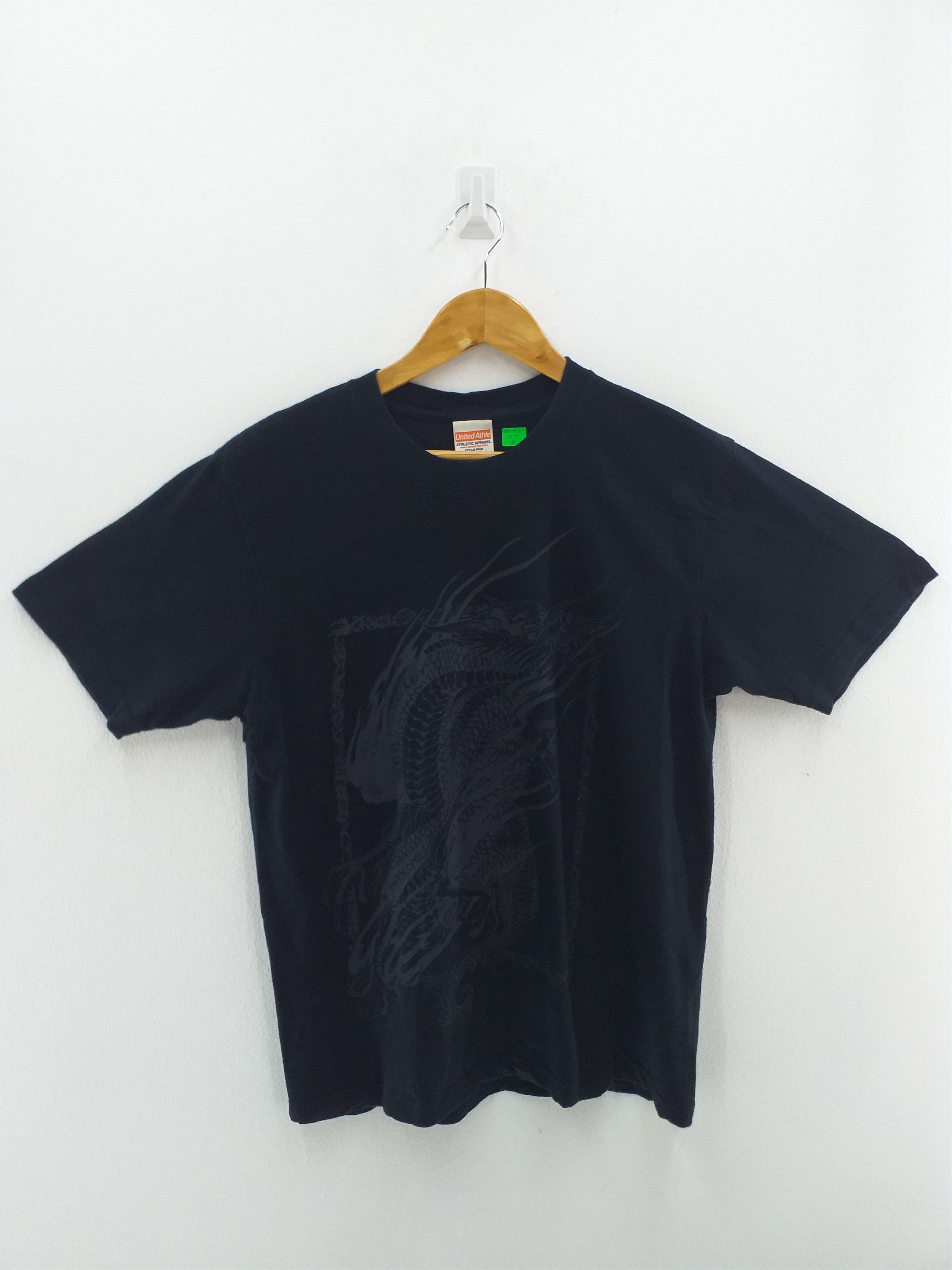 Japanese Brand Vintage Japanese Brand Dragon Medium T Shirt -A048 Size US M / EU 48-50 / 2 - 1 Thumbnail