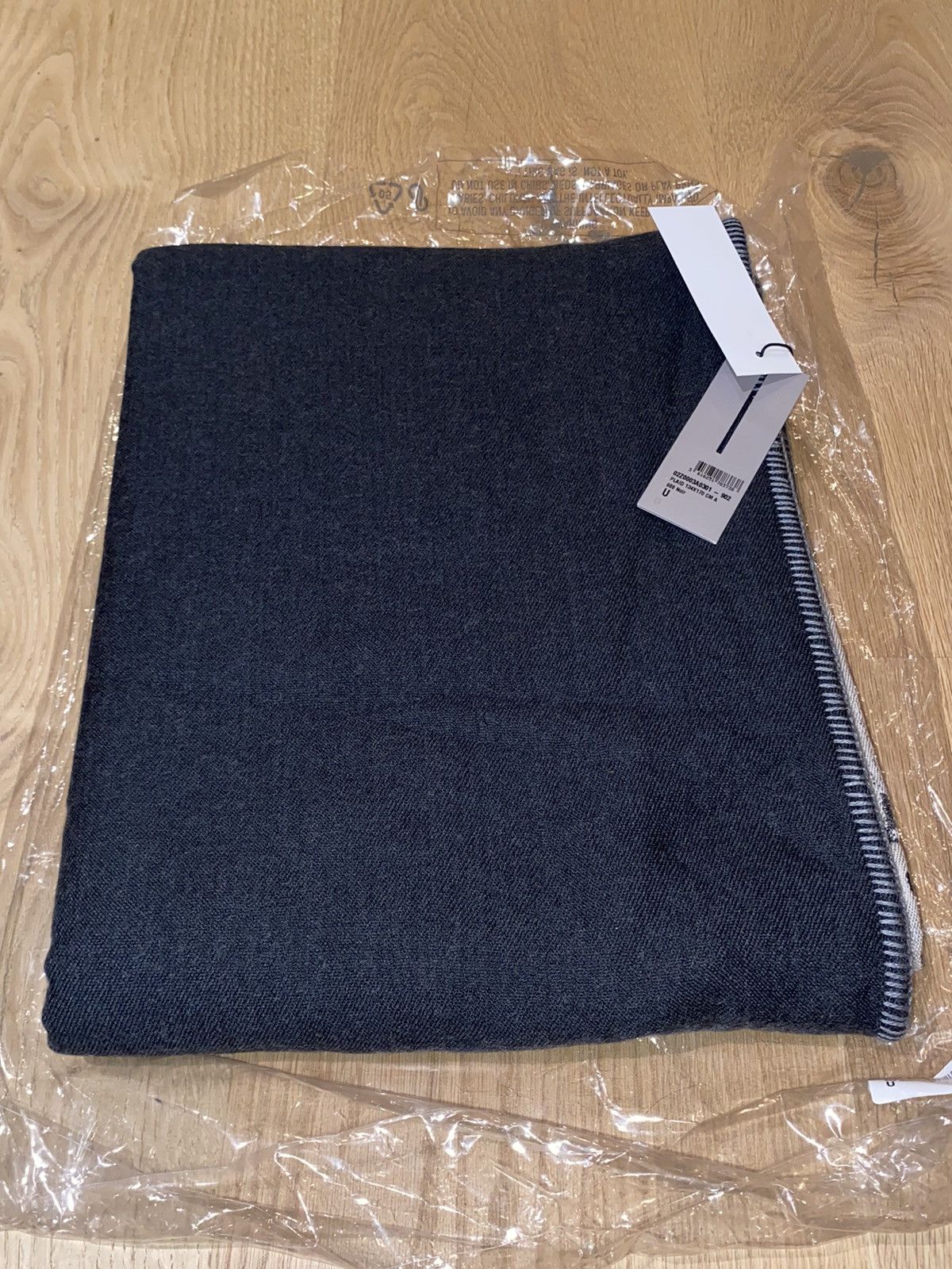 Daniel Arsham × Dior Daniel Arsham x Dior Blanket Size ONE SIZE - 4 Thumbnail
