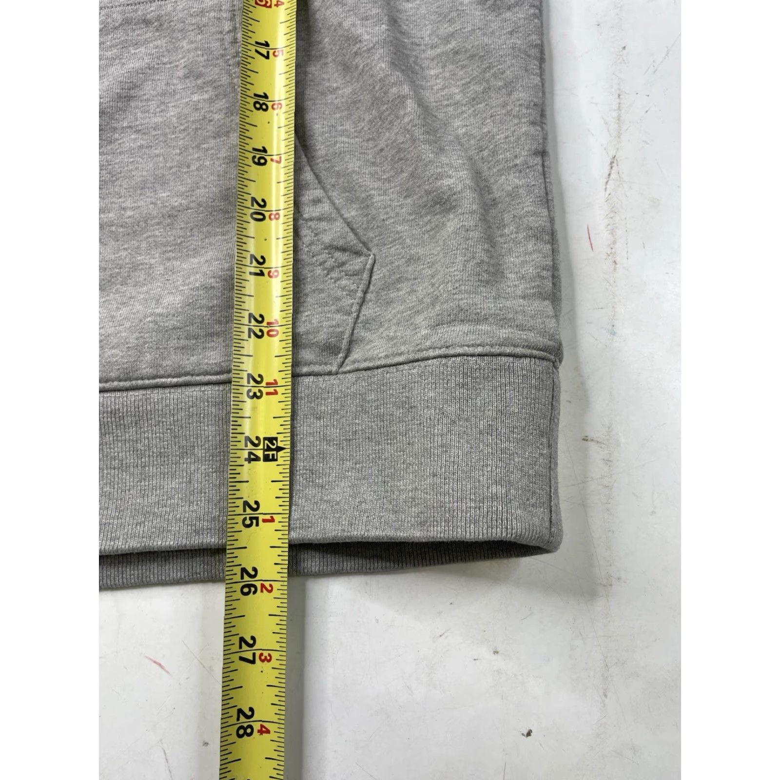 Vintage SATURDAYS NEW YORK CITY Hoodie Pullover Mens Medium Gray City Logo Embroidered Hooded Pockets Cotton Sweatshirt Size US M / EU 48-50 / 2 - 5 Thumbnail