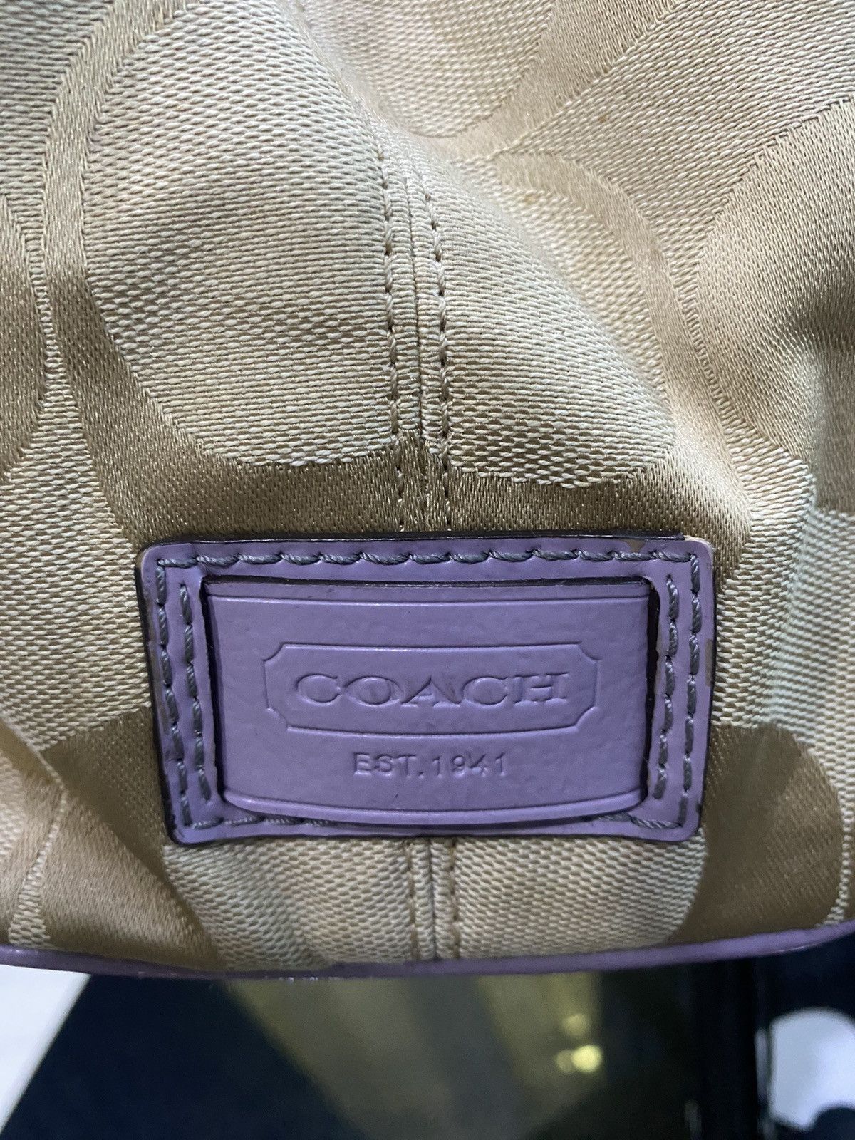 Coach Lavendar & Tan Coach Kiss Lock Purse Size ONE SIZE - 9 Thumbnail