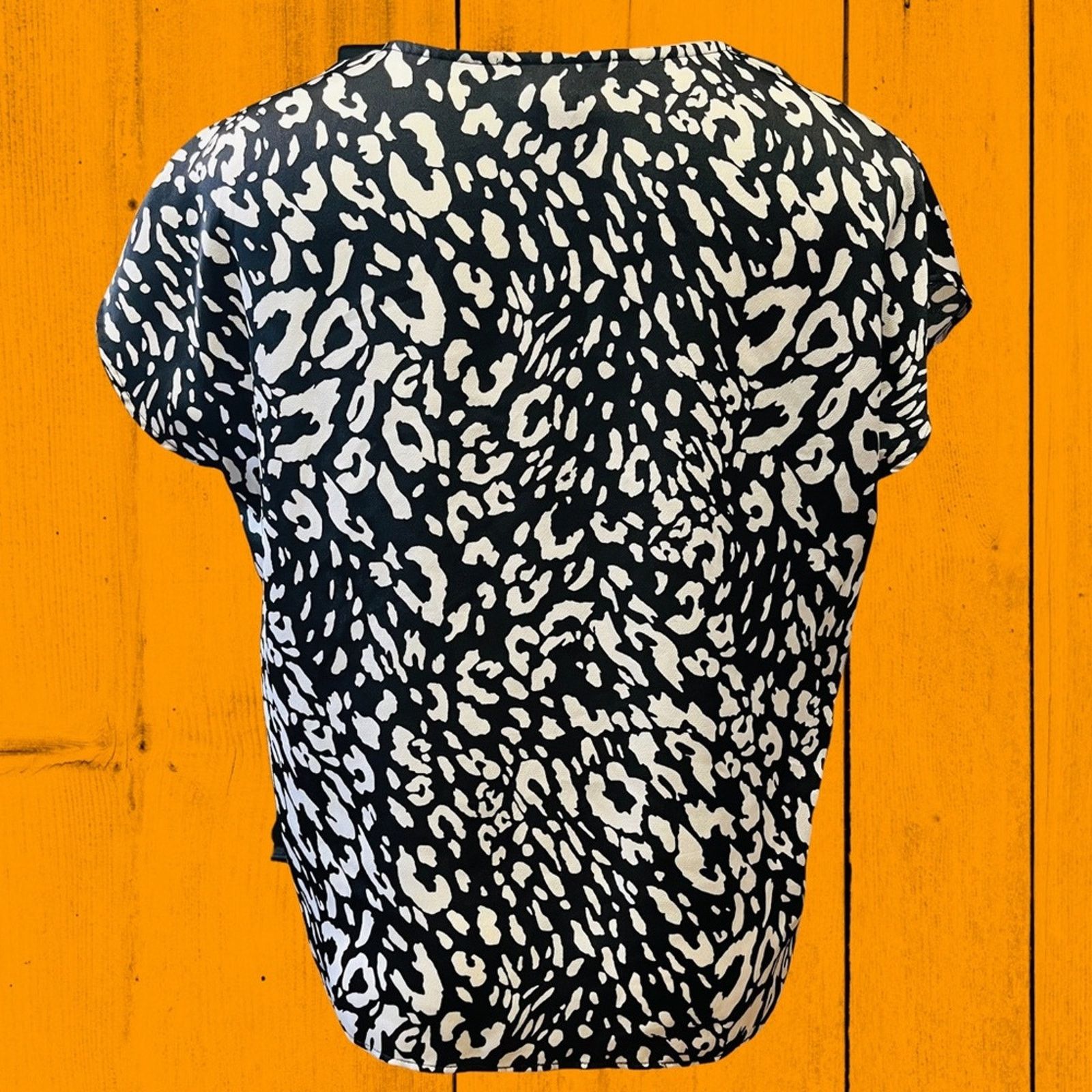 Forever 21 Y2K Forever 21 Cheetah Print Blouse Women's Large Loose Fit Size L / US 10 / IT 46 - 3 Thumbnail