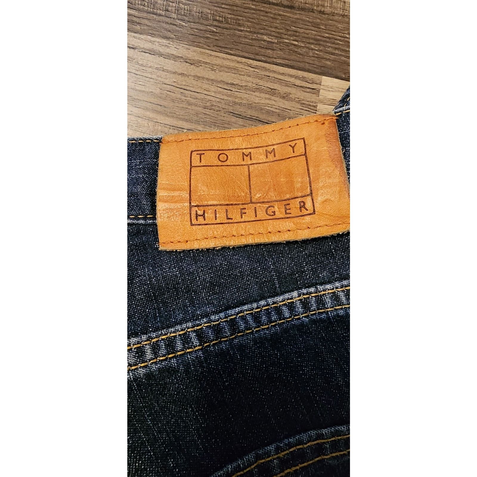 Tommy Hilfiger VTG Tommy Hilfiger W32 Men's Straight Leg Jeans 1170 Size US 32 / EU 48 - 8 Thumbnail