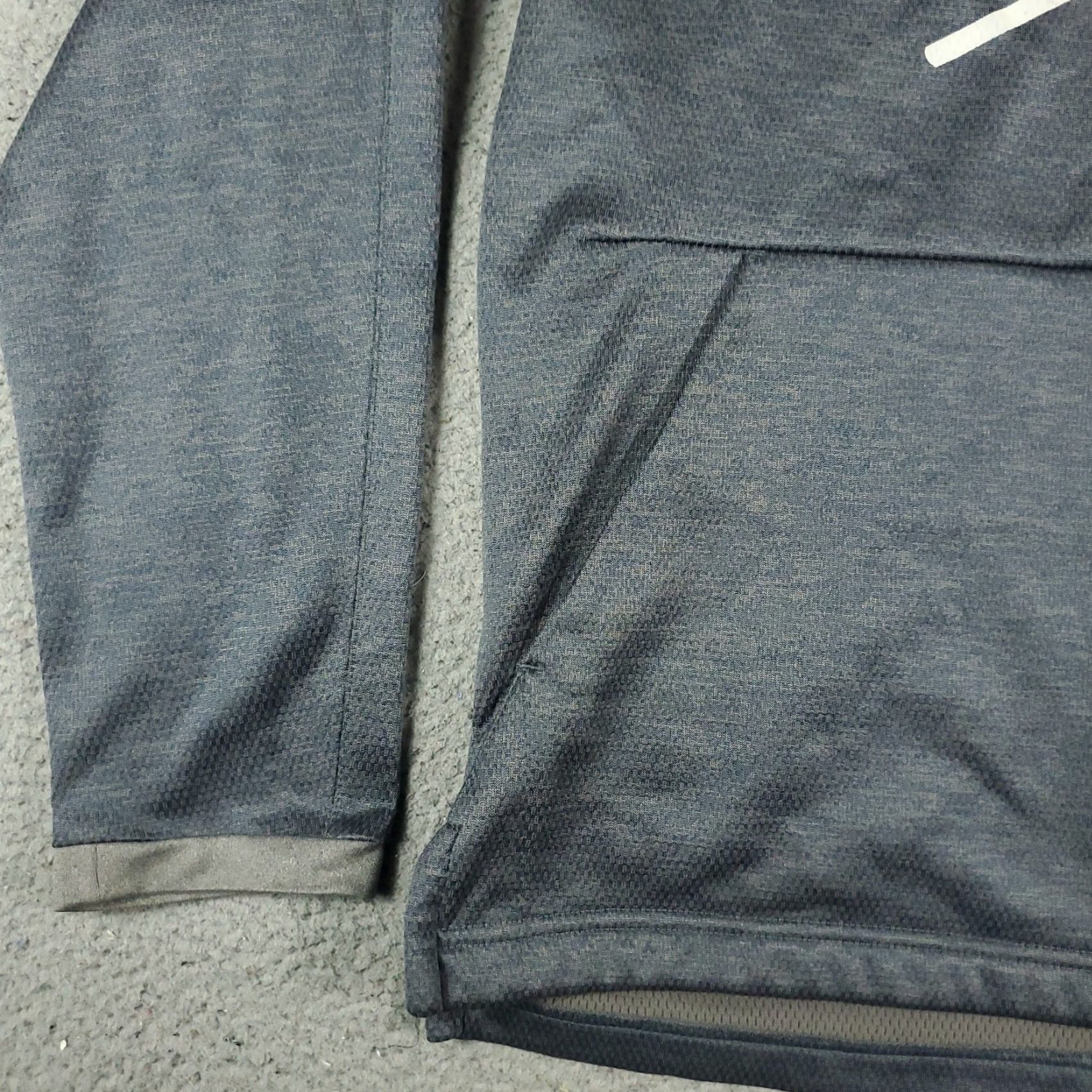 Adidas Adidas Sweater Mens Size Medium Gray Casual Pullover Sweatshirt Size US M / EU 48-50 / 2 - 4 Thumbnail
