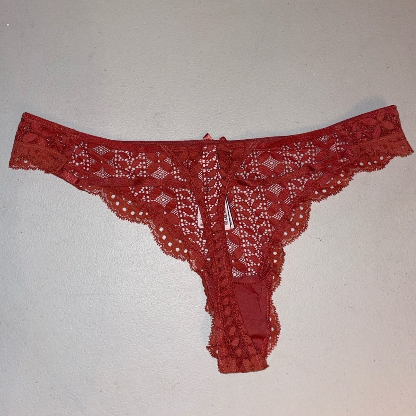 Victoria's Secret Victoria's Secret Dream Angels Lace Thong Rust Lace Panties Size ONE SIZE - 8 Thumbnail