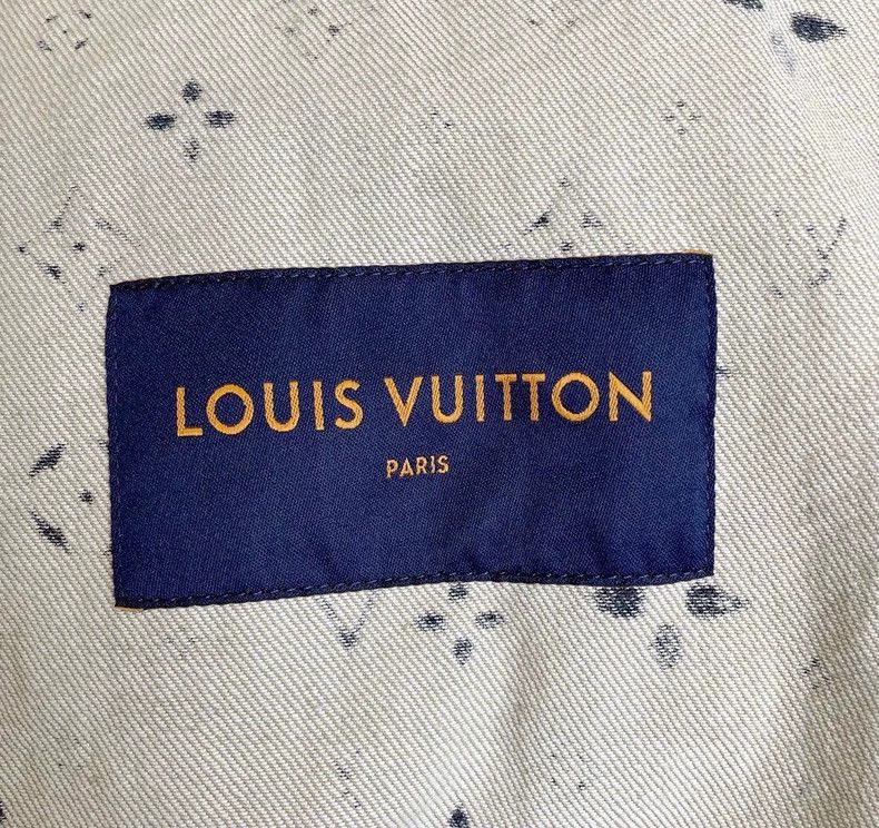 Louis Vuitton Louis Vuitton Fall collection makes old denim jacket Size US M / EU 48-50 / 2 - 4 Thumbnail