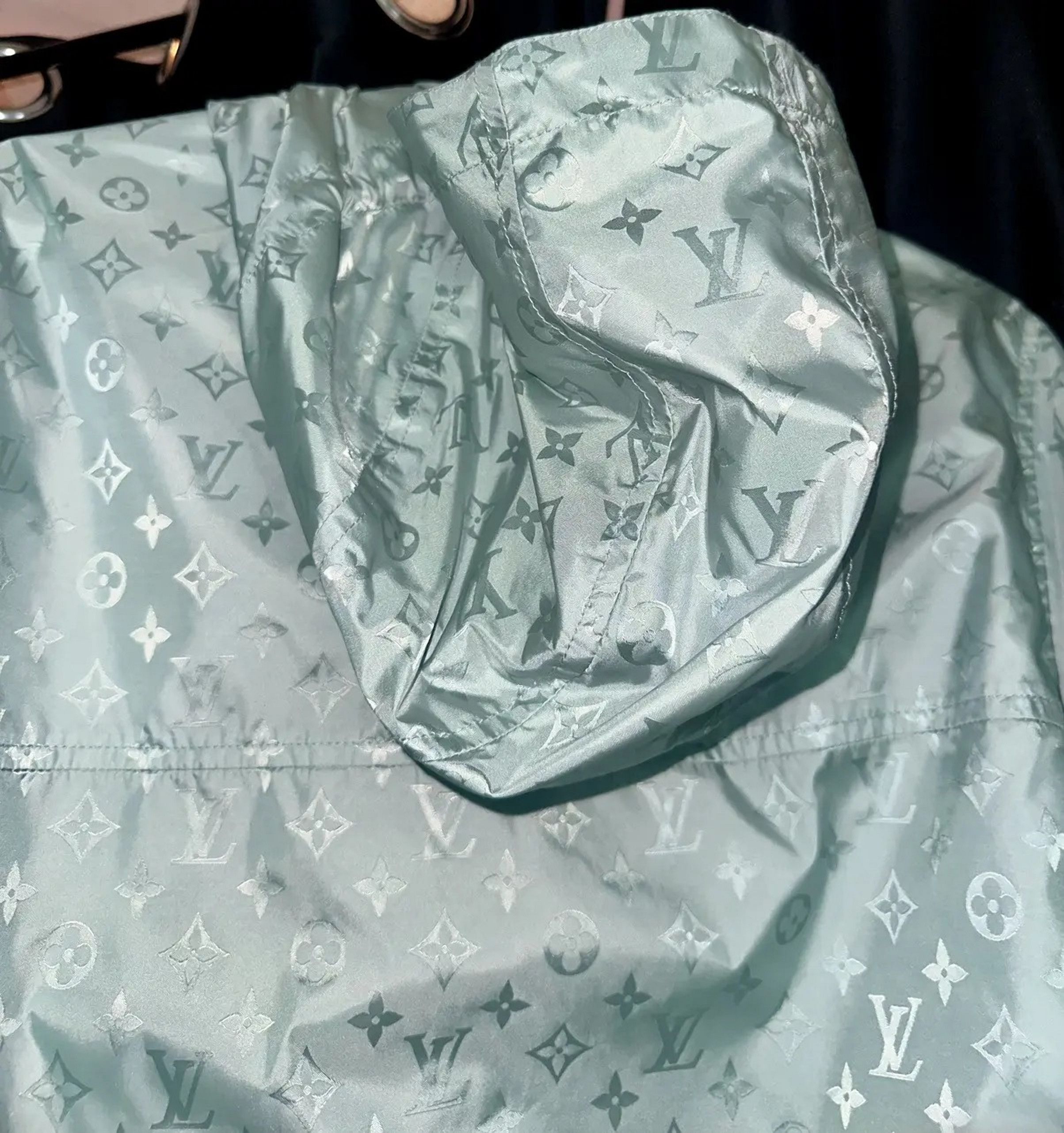 Louis Vuitton Louis Vuitton Reversible Windbreaker Size US M / EU 48-50 / 2 - 7 Thumbnail