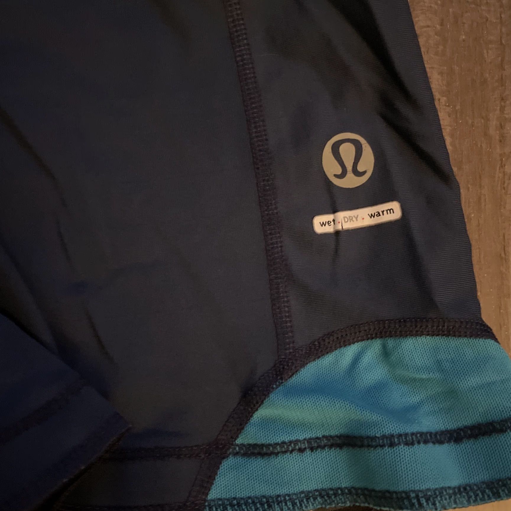 Lululemon Lululemon Women’s Biker Shorts Blue 28in Waist 28 in Inseam 4 Size Activewear Womens Biker Shorts Blue 28in Waist Gently Used Size 28" / US 6 / IT 42 - 3 Thumbnail