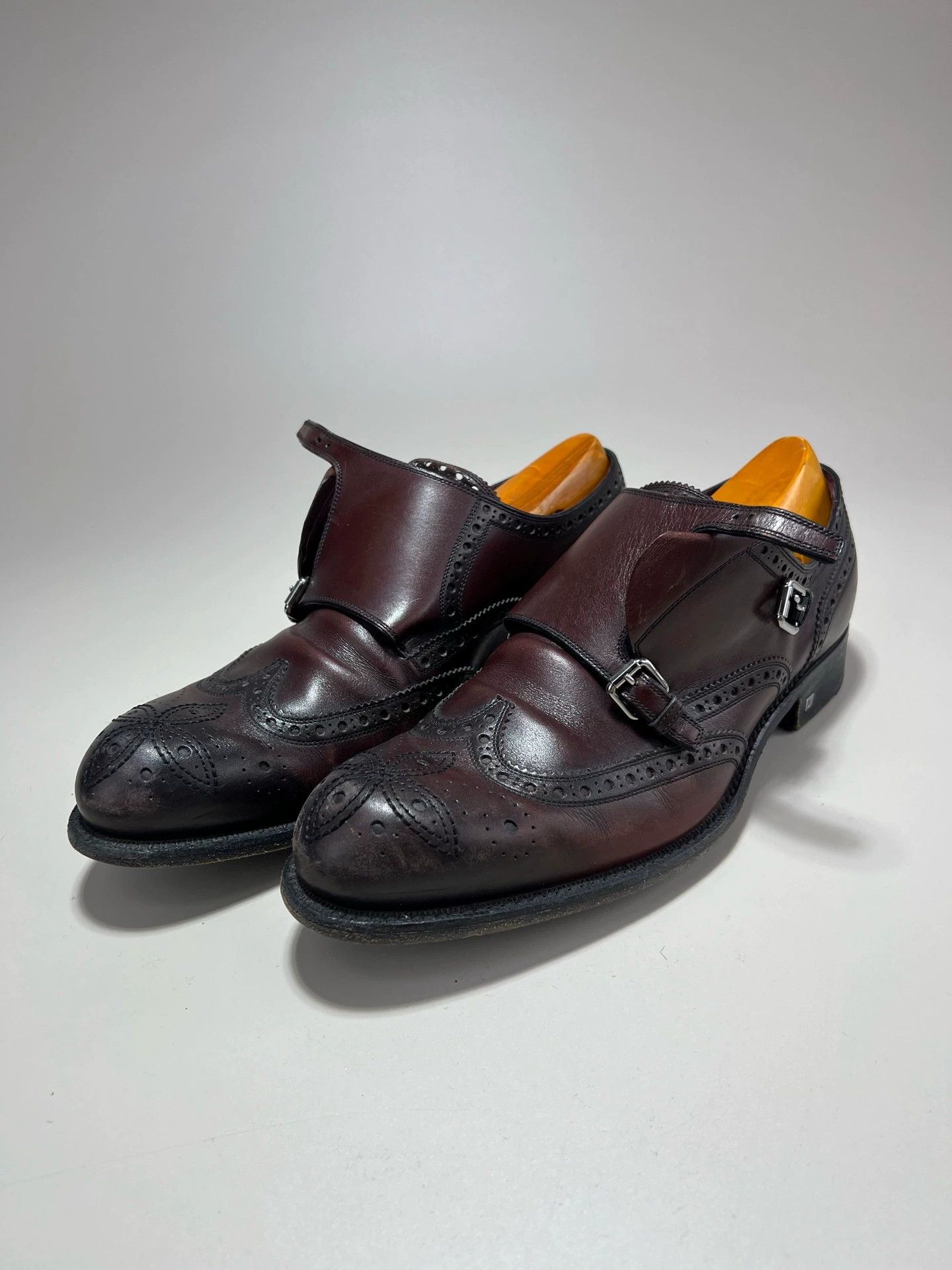 Louis Vuitton LOUIS VUITTON LV brogue leather shoes Size US 9.5 / EU 42-43 - 2 Thumbnail