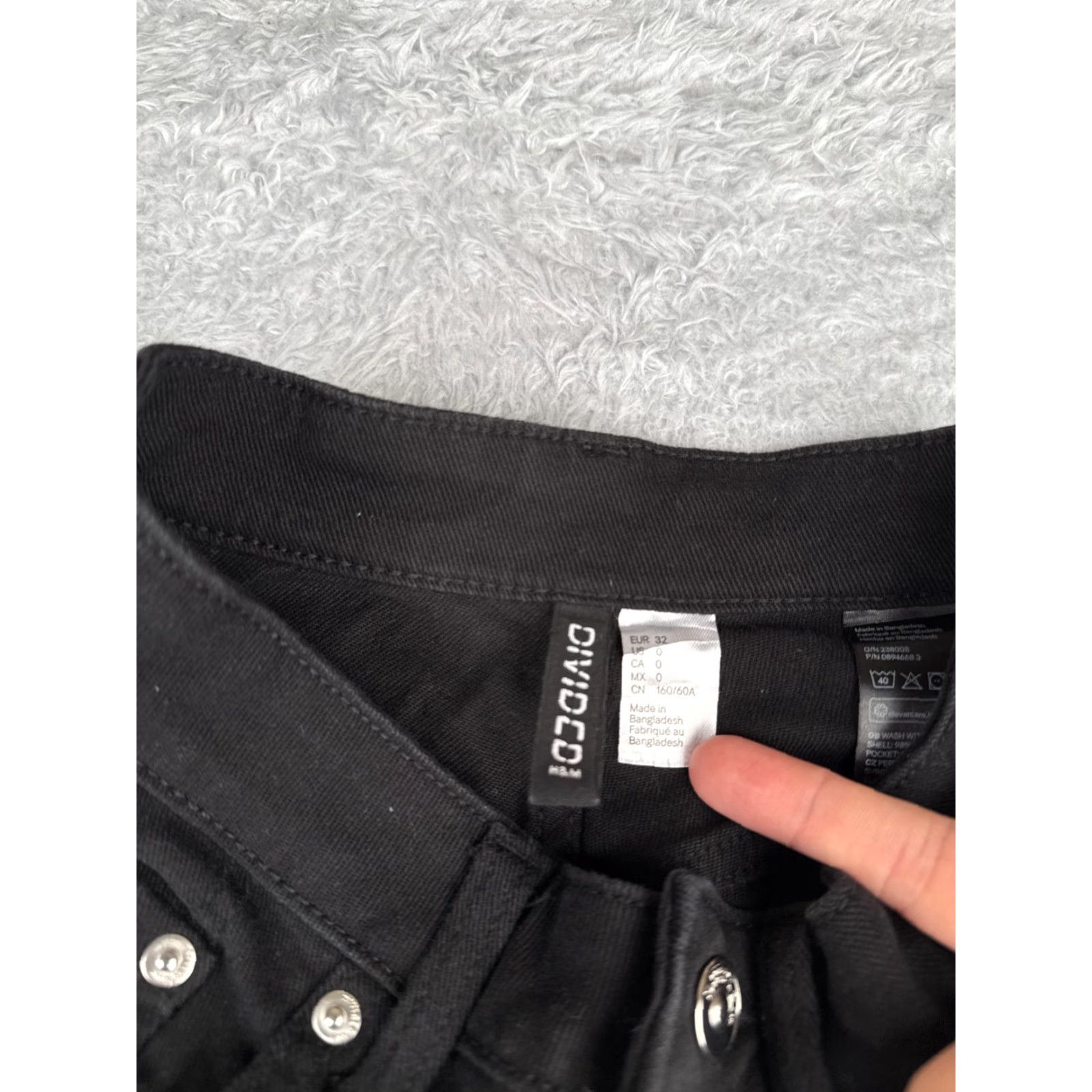 Vintage Divided Jeans Womens 0 Black Denim High Rise Tapered Bloused Hem Cotton 21x28 Size XS / US 0-2 / IT 36-38 - 6 Thumbnail