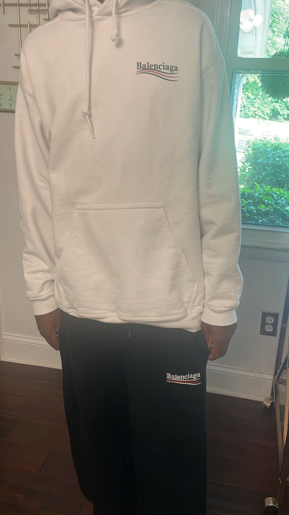 Balenciaga Balenciaga White Hoodie Size US S / EU 44-46 / 1 - 4 Thumbnail