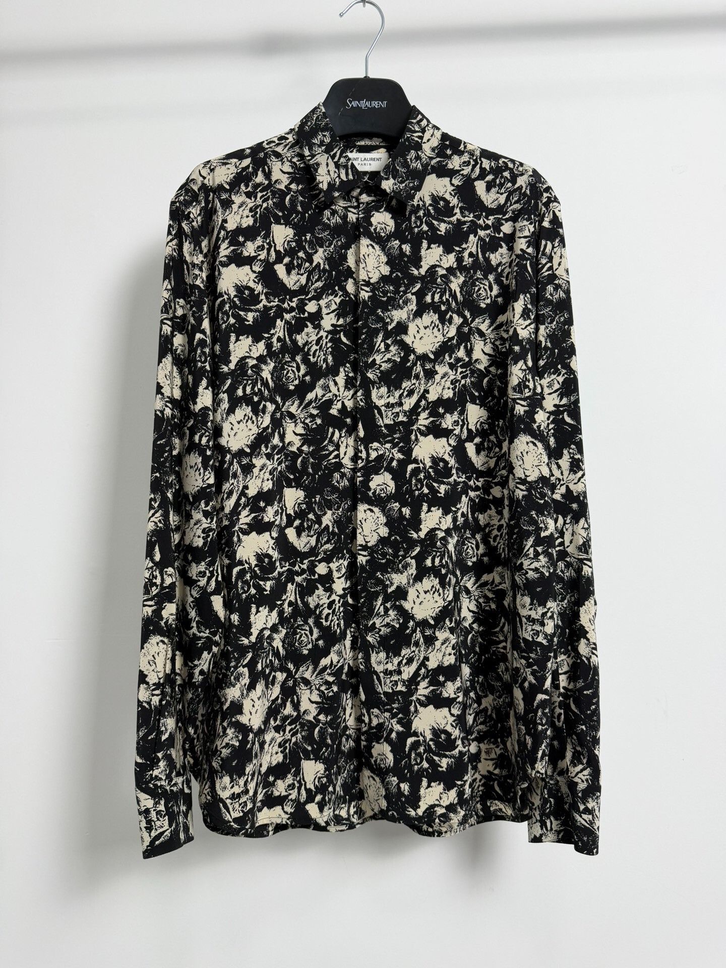 Saint Laurent Paris Saint Laurent Silk Rose Shirt Size S / US 4 / IT 40 - 1 Thumbnail