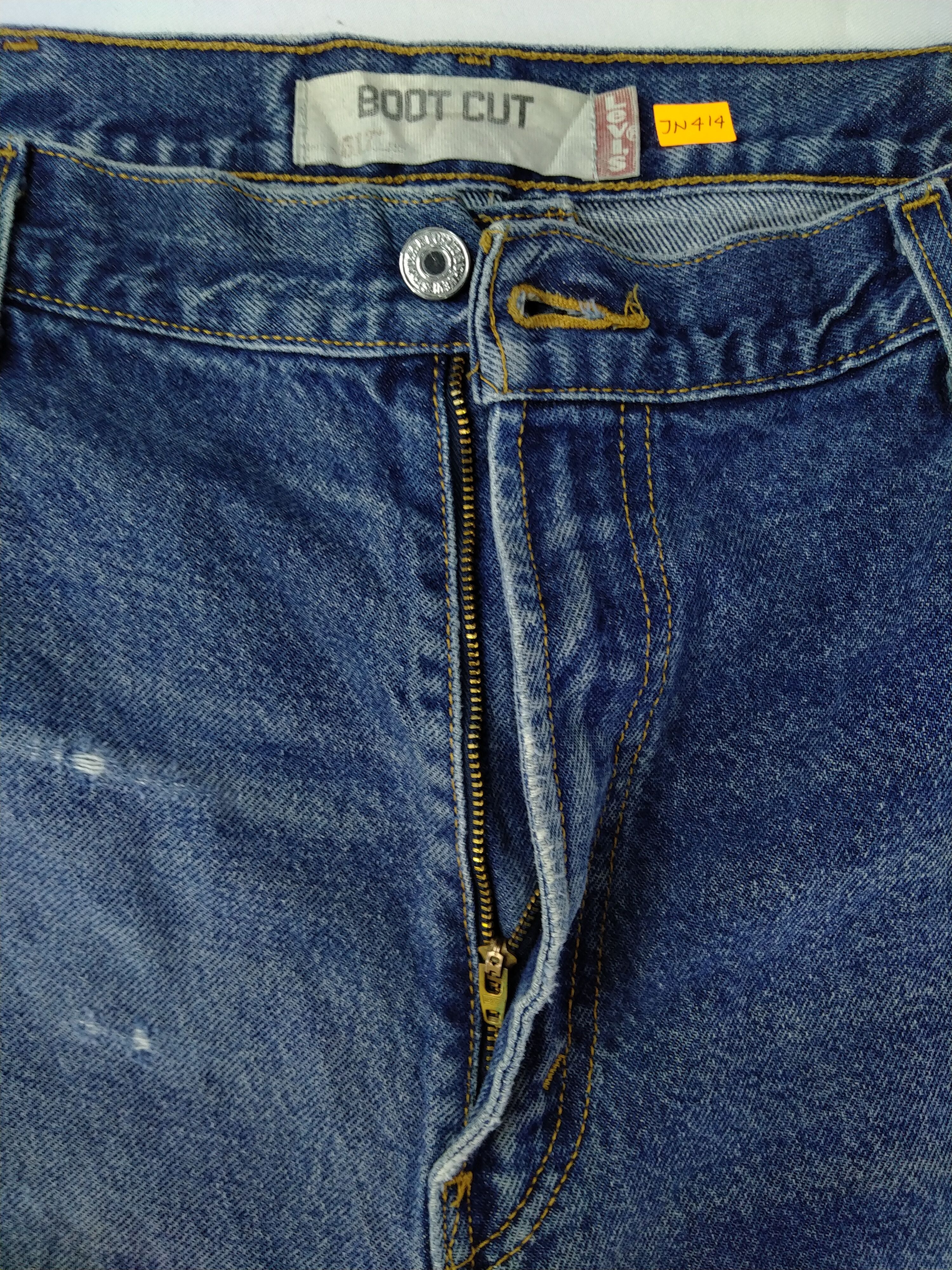 Levi's Blue Vintage Levi's 517 Flare Boot Cut Denim 39x28 -JN414 Size US 39 - 12 Thumbnail