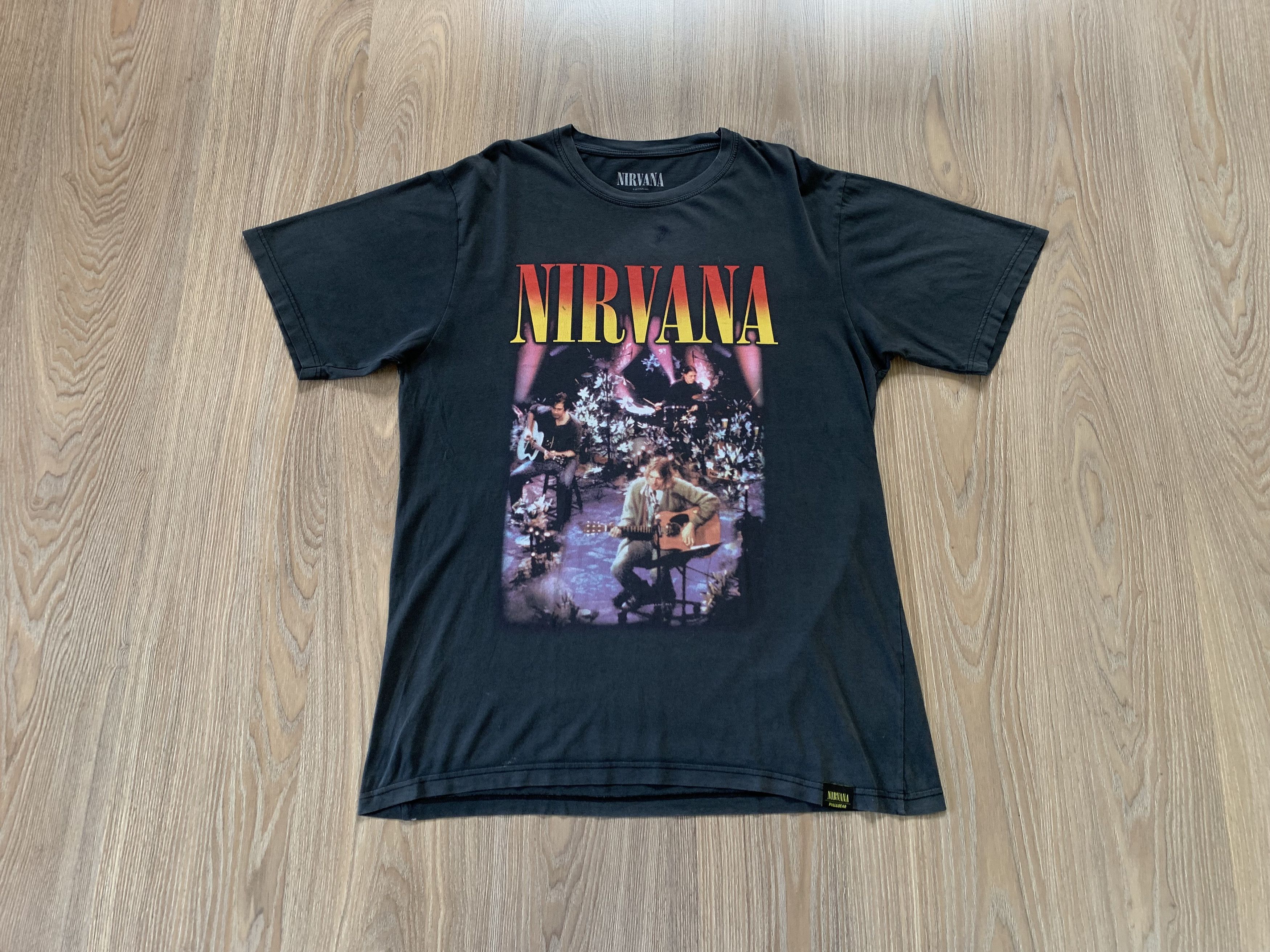 Pull & Bear Pull&Bear Nirvana Unplagged In New York Tour T Shirt Size US L / EU 52-54 / 3 - 1 Thumbnail