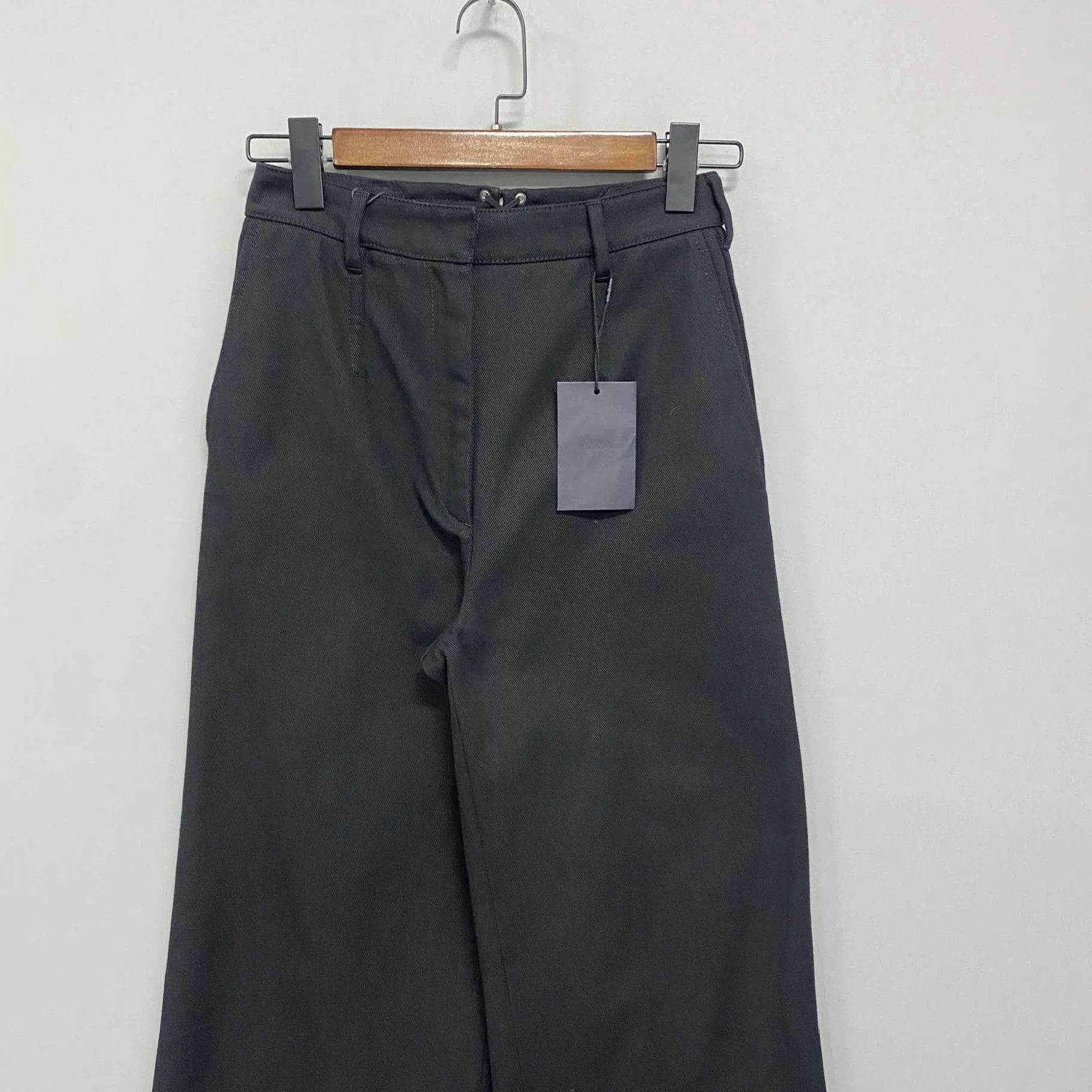 Prada PRADA Black Triangle Logo Wide-Leg Pants 36S New with Tags Size 24" / US 00 / IT 34 - 2 Thumbnail
