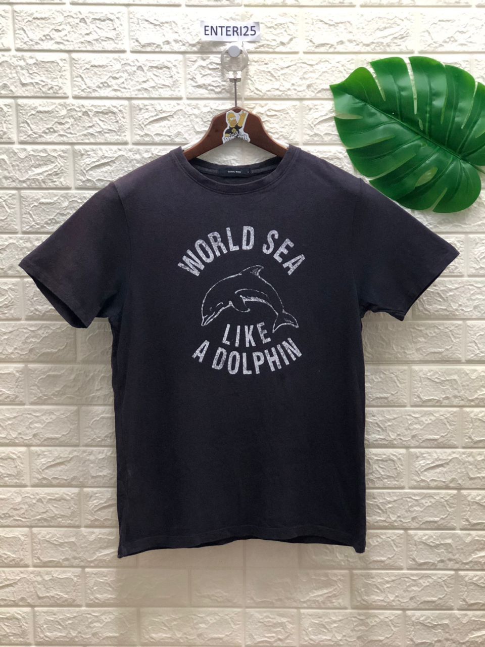 Vintage Vintage Global Work the inside dolphin Tees Size US M / EU 48-50 / 2 - 1 Thumbnail