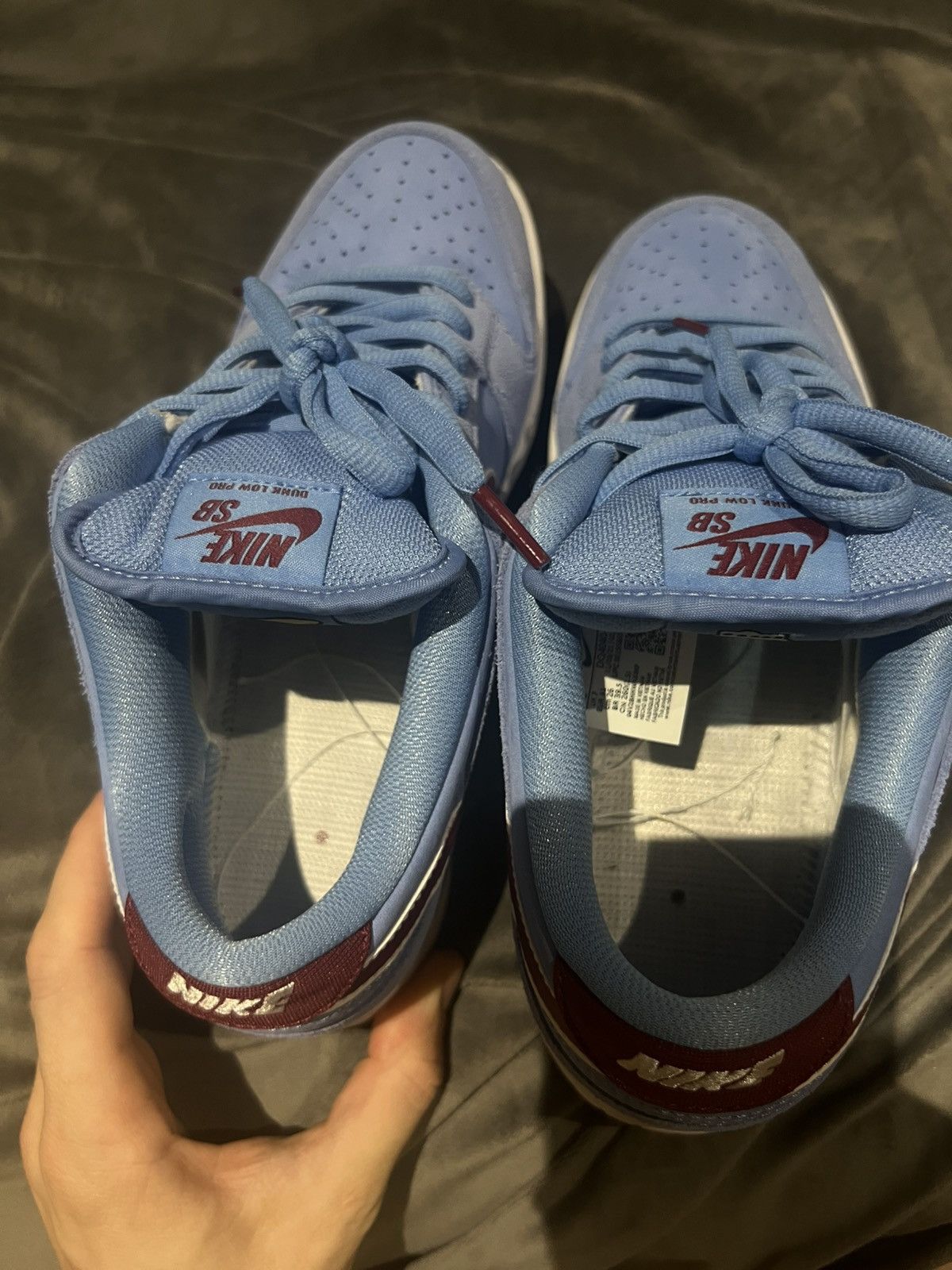 Nike SB SB Dunk Low Philadelphia Phillies Size US 7 / EU 40 - 7 Thumbnail