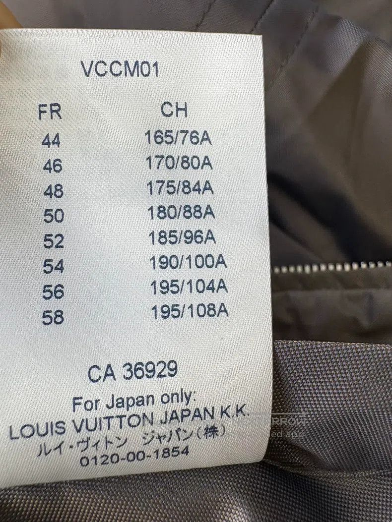 Louis Vuitton Louis Vuitton Laser Letter Windbreaker coat Size US S / EU 44-46 / 1 - 8 Thumbnail