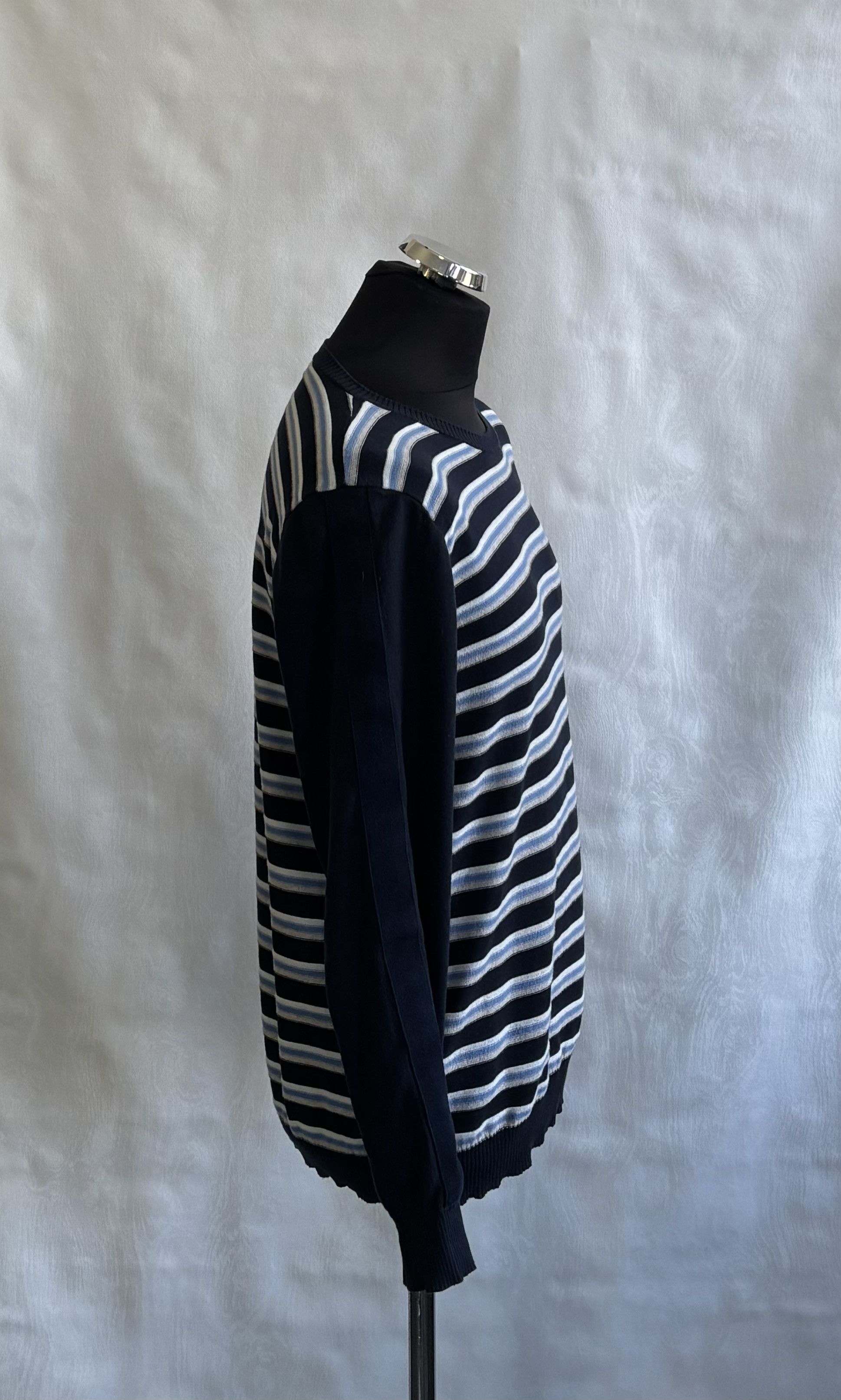 Iceberg Iceberg sweater size XL fit L Size US L / EU 52-54 / 3 - 4 Thumbnail