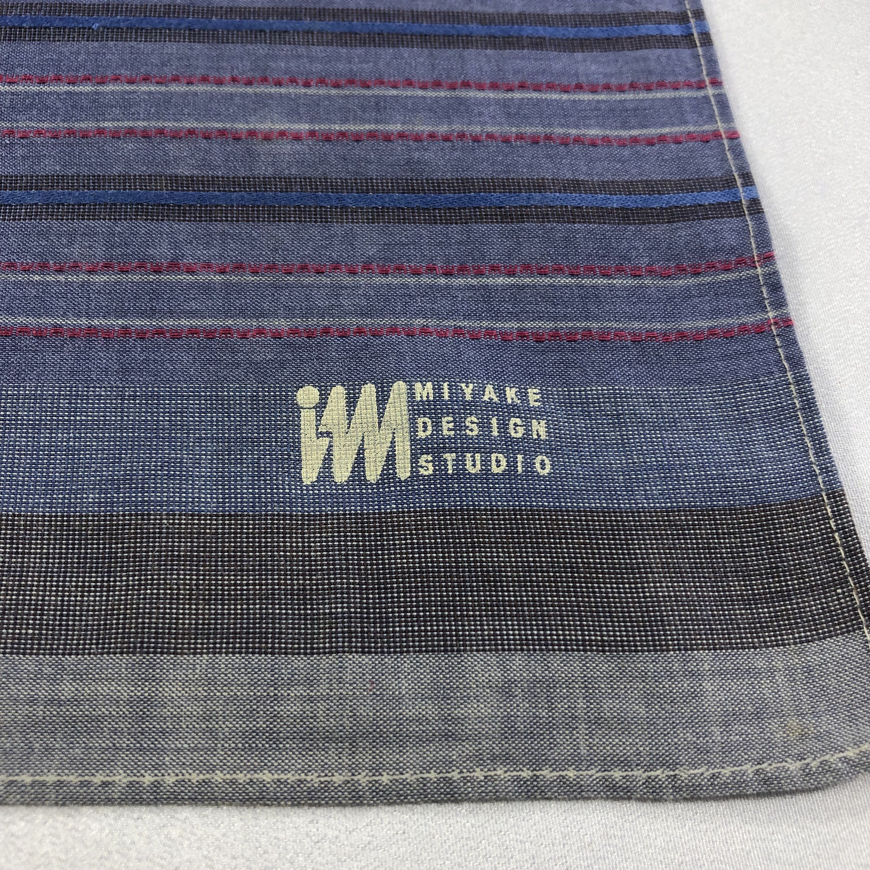 Issey Miyake Issey Miyake Handkerchief Neckerchief Bandana H2072 Size ONE SIZE - 4 Thumbnail