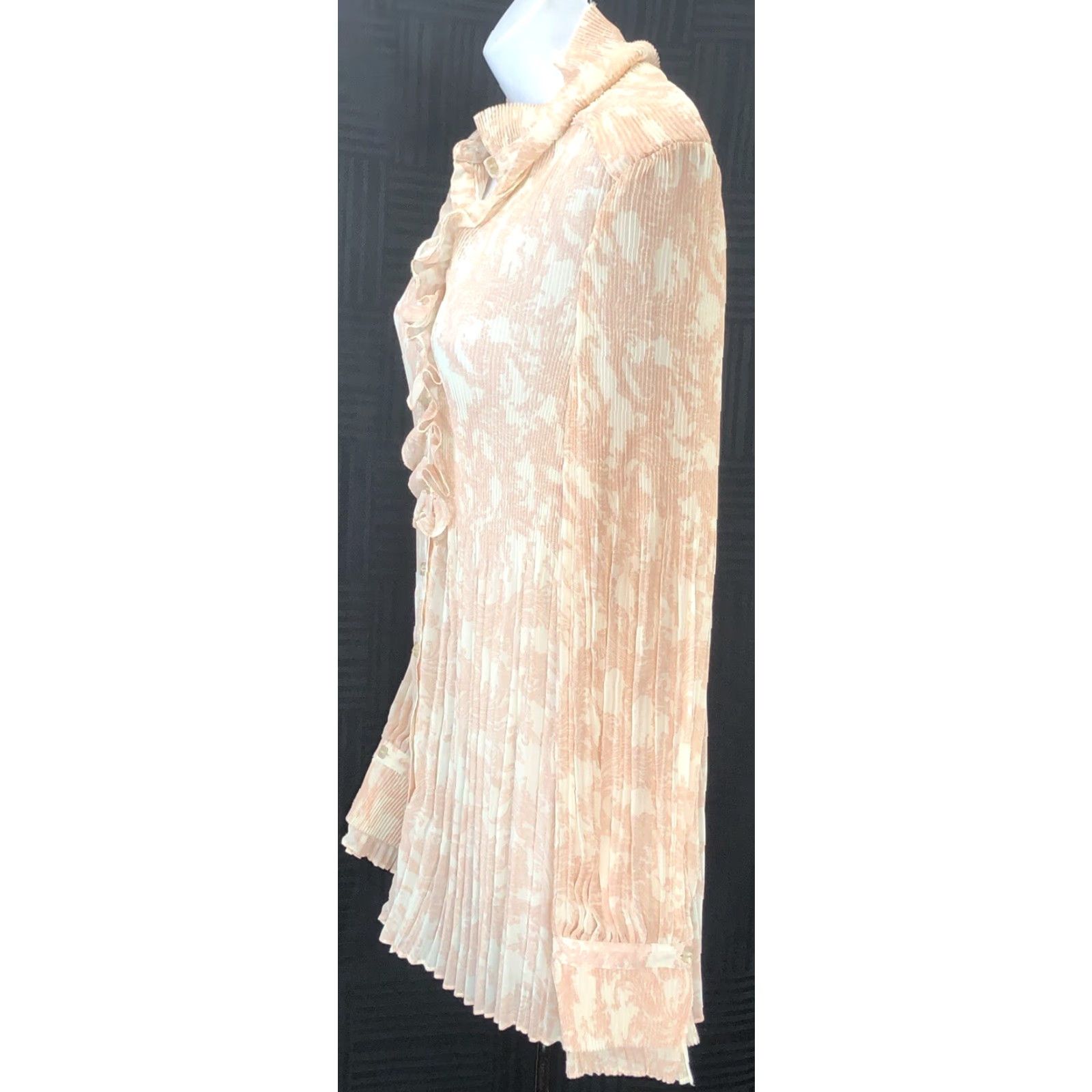 Vintage Dialogue Chiffon Top M Peach Paisley Ruffles Collar Pleated Coquette Romantic Shirt Women M Peach Paisley Ruffles Collar Pleated Chiffon Top Dialogue Size M / US 6-8 / IT 42-44 - 3 Thumbnail