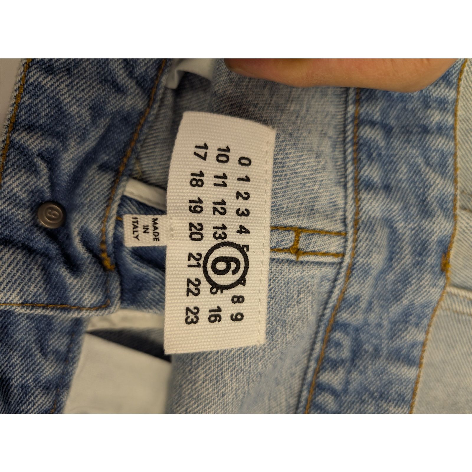 Maison Margiela o1rshd1 distressed straight-leg denim jeans blue used wash Size US 30 / EU 46 - 17 Thumbnail