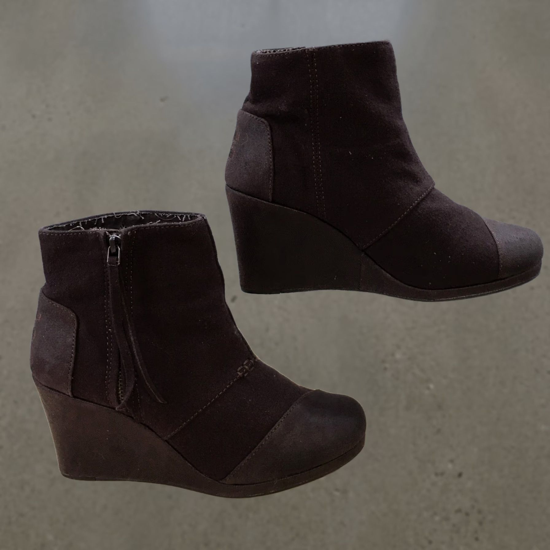 Toms TOMS Boots Womens 8.5 Ankle Booties Wedge Casual Comfort Brown Suede Zipper Boot Size US 9 / IT 39 - 1 Thumbnail