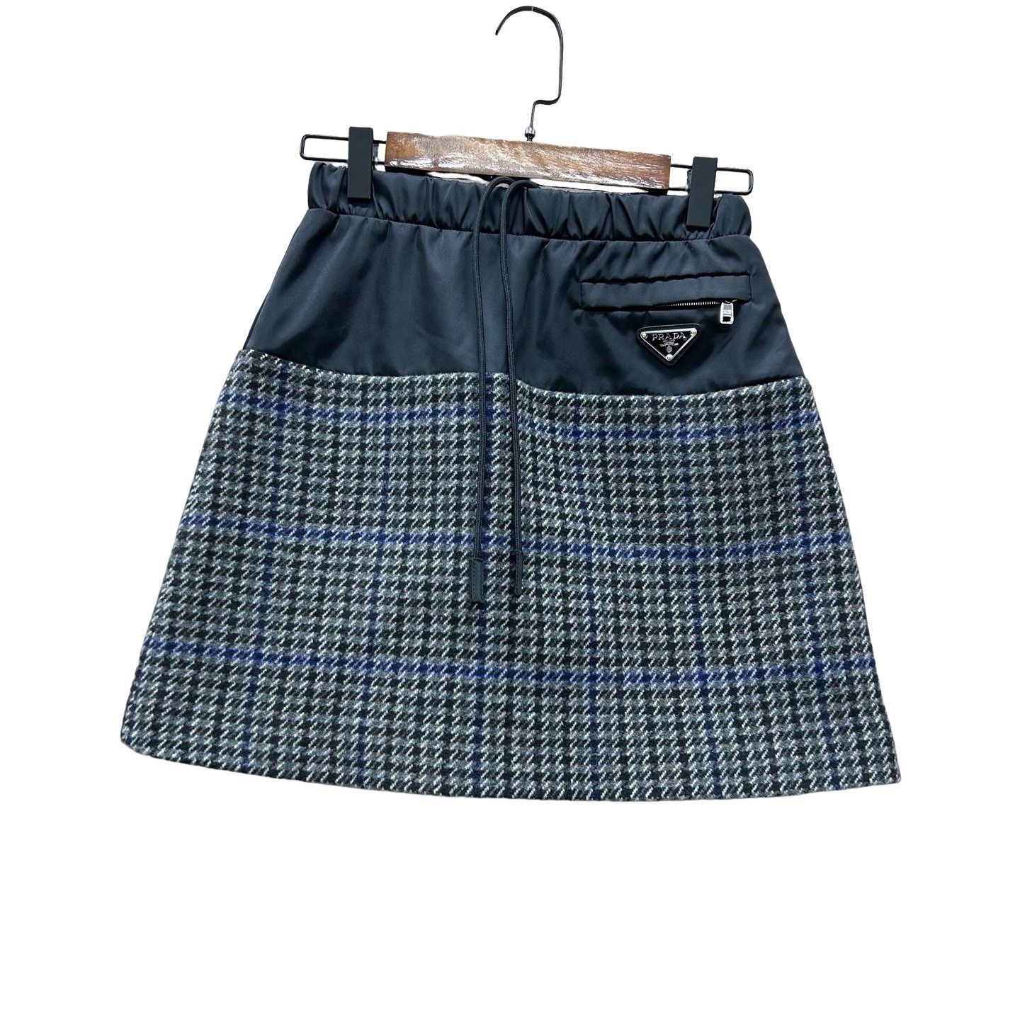 Prada Prada Plaid Mini Skirt Size 36 Size 25" / US 0 / IT 36 - 1 Thumbnail