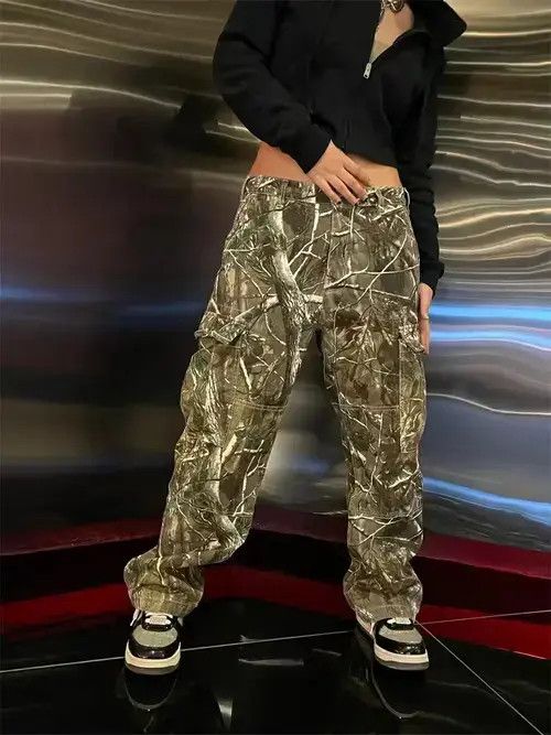 Designer urban skate designer cargo real tree camo pants Size 27" / US 4 / IT 40 - 1 Thumbnail