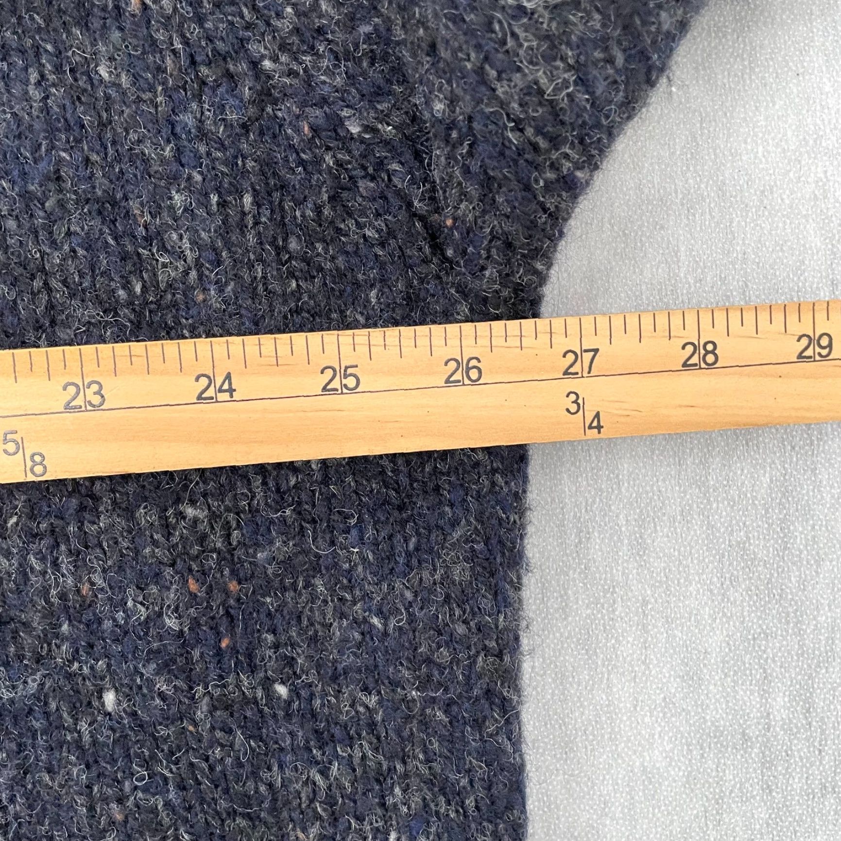 Abercrombie & Fitch VINTAGE Abercrombie & Fitch Sweater Adult XL Blue Wool Turtleneck Hong Kong Mens Size US XL / EU 56 / 4 - 7 Thumbnail