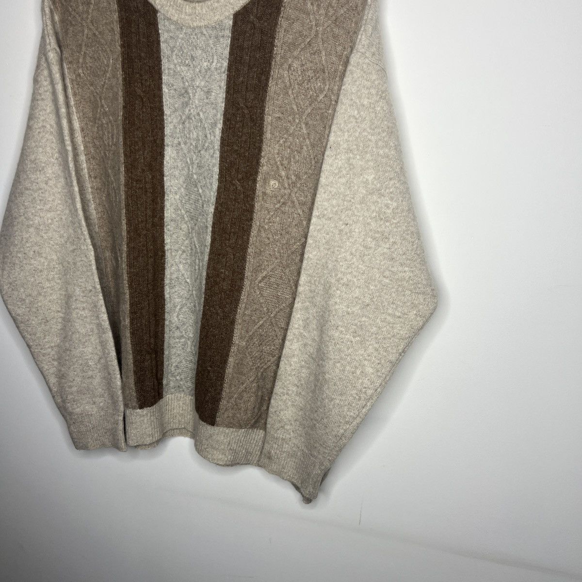 Pierre Cardin × Vintage Vintage 90s Pierre Cardin Cable jumper old money sweater Size US L / EU 52-54 / 3 - 3 Thumbnail