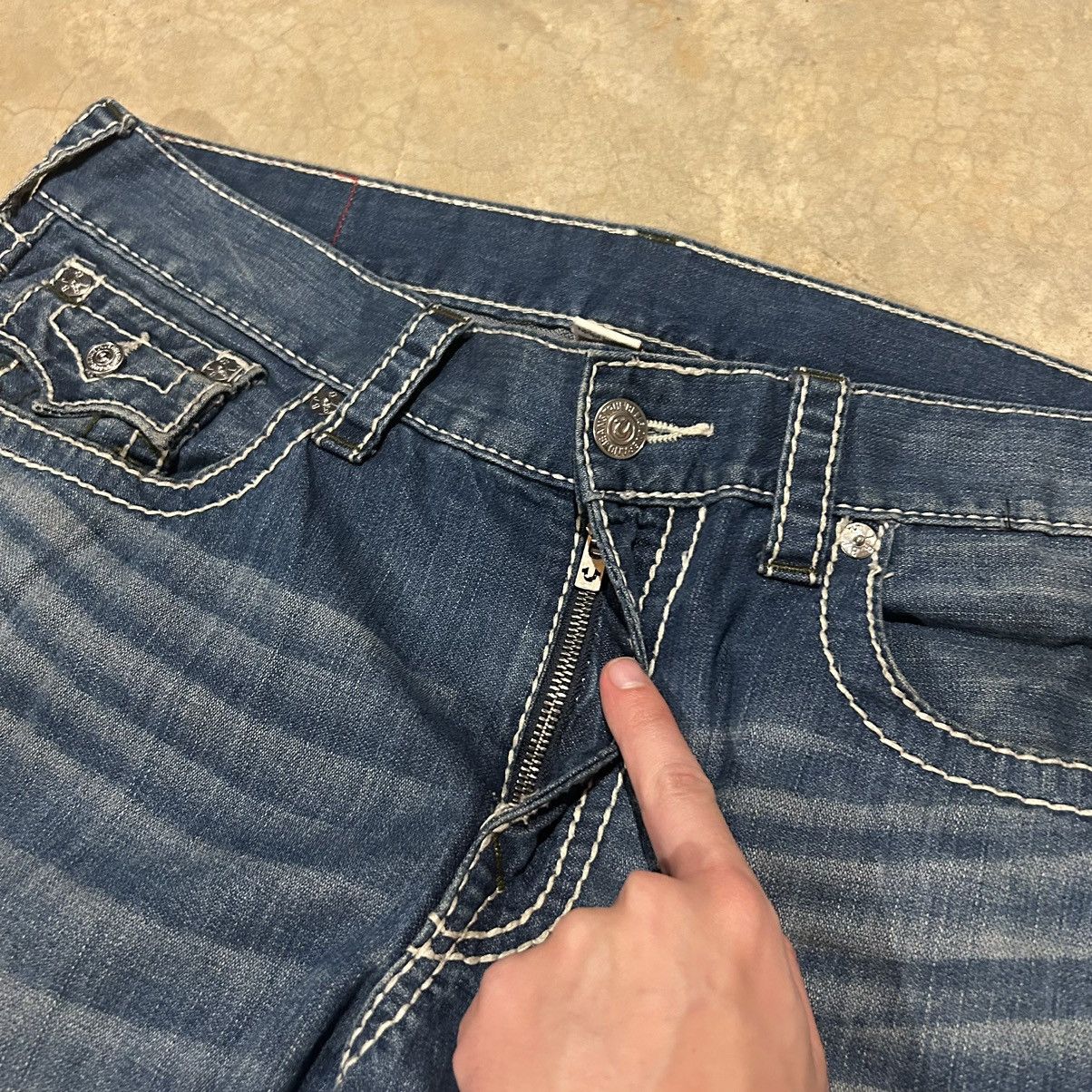 True Religion × Vintage Crazy Vintage Y2K True Religion Flap Pocket Baggy Jeans Size US 36 / EU 52 - 8 Thumbnail