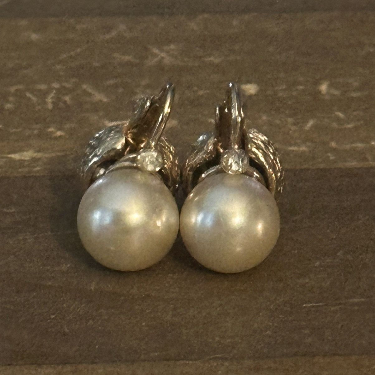 Vintage Vintage reversible pearl/gold textured ball clip on earring Size ONE SIZE - 5 Thumbnail