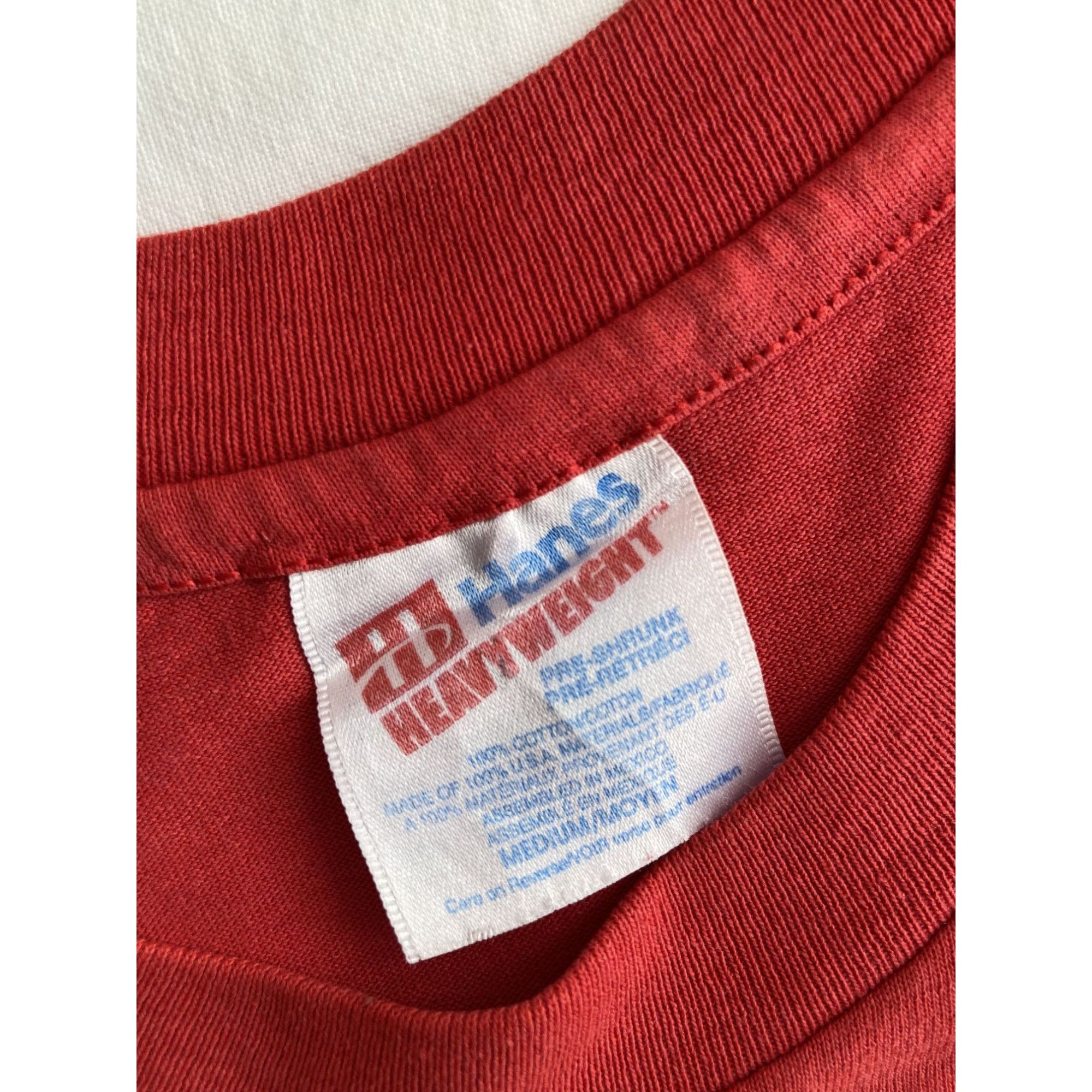Hanes 80s CHICAGO BULLS MERCH T-SHIRT, HANES HEAVYWEIGHT, SINGLE-S Size US M / EU 48-50 / 2 - 3 Thumbnail