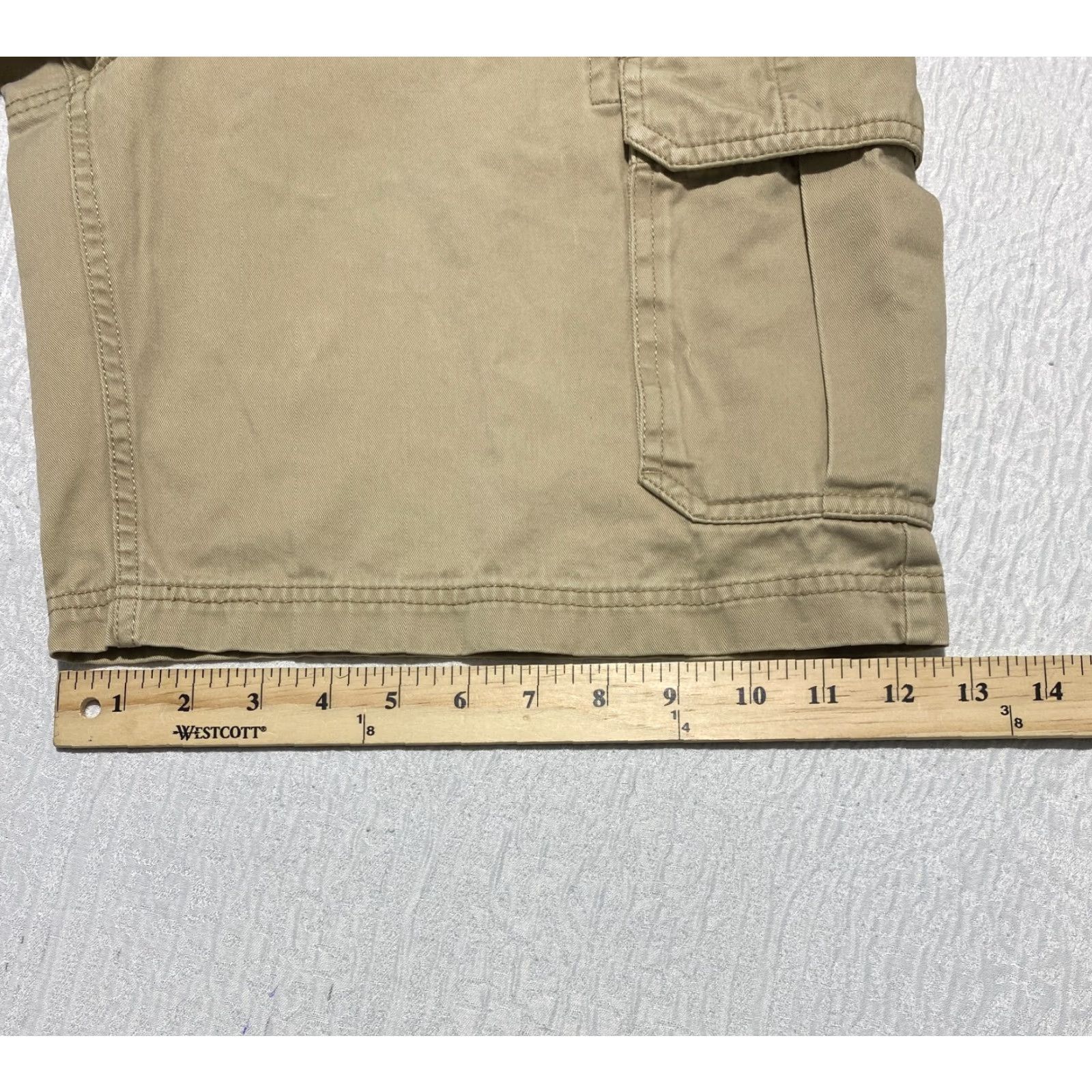 Vintage Falls Creek Cargo Shorts Men's Size 34 Beige Canvas 10 In Inseam Pockets Casual Workwear Mens Size US 34 / EU 50 - 8 Thumbnail