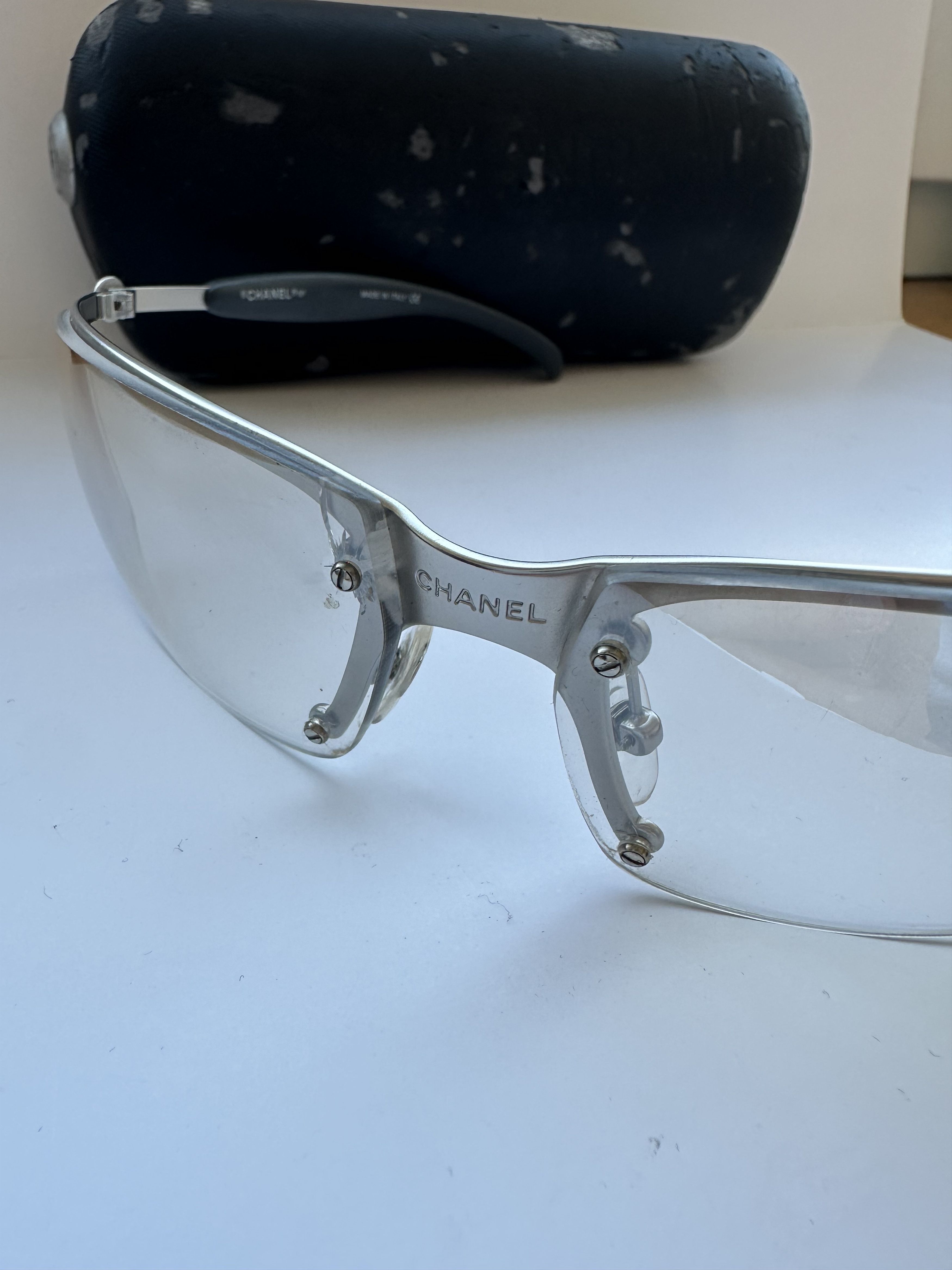 Chanel Chanel 4010 Silver Rimless Sunglasses Vintage Size ONE SIZE - 4 Thumbnail