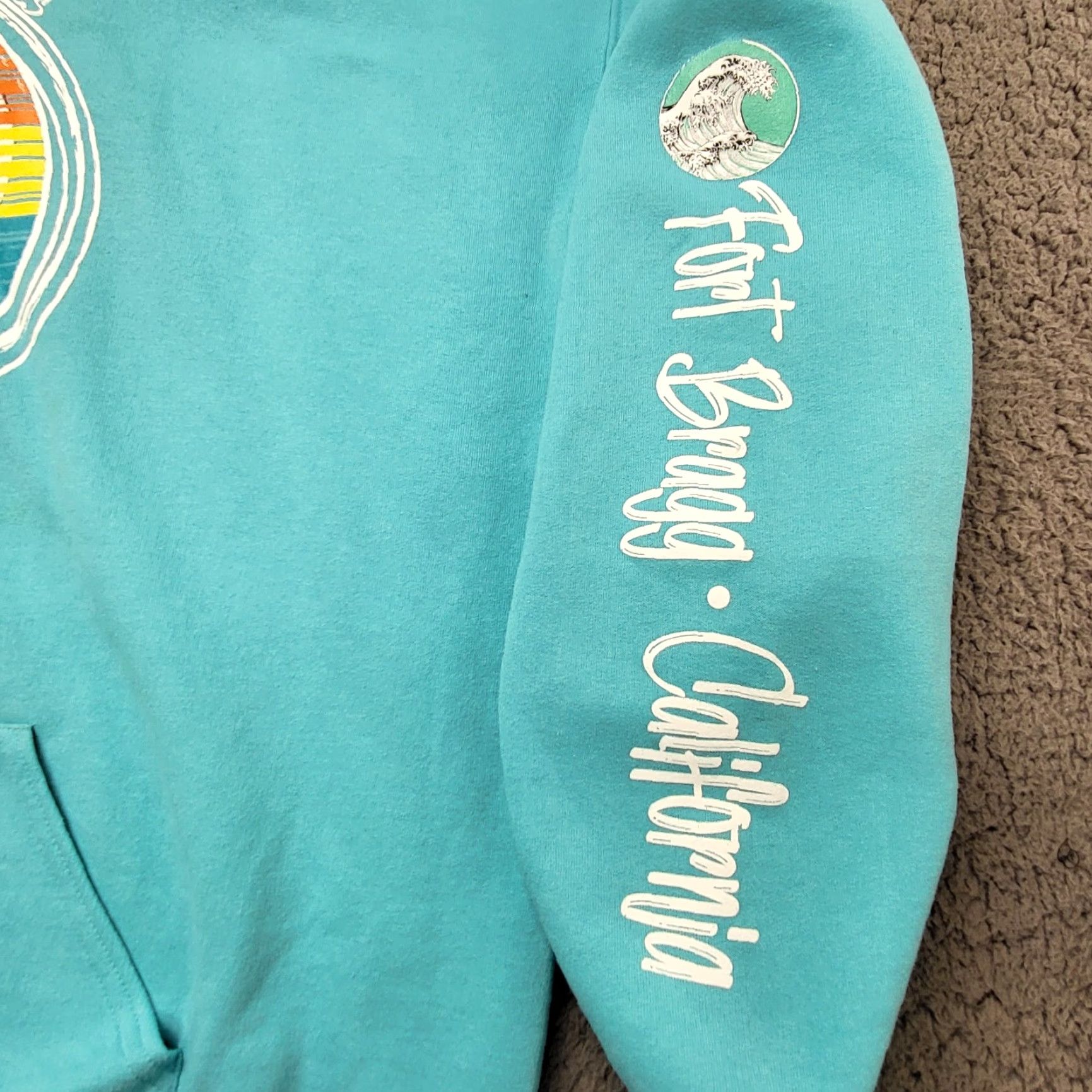 Vintage Fort Bragg California Happiness Comes In Waves Crewneck Hoodie Unisex 2XLT/2TG Shirt Hoodies? Size XXL / US 16-18 / IT 52-54 - 5 Thumbnail