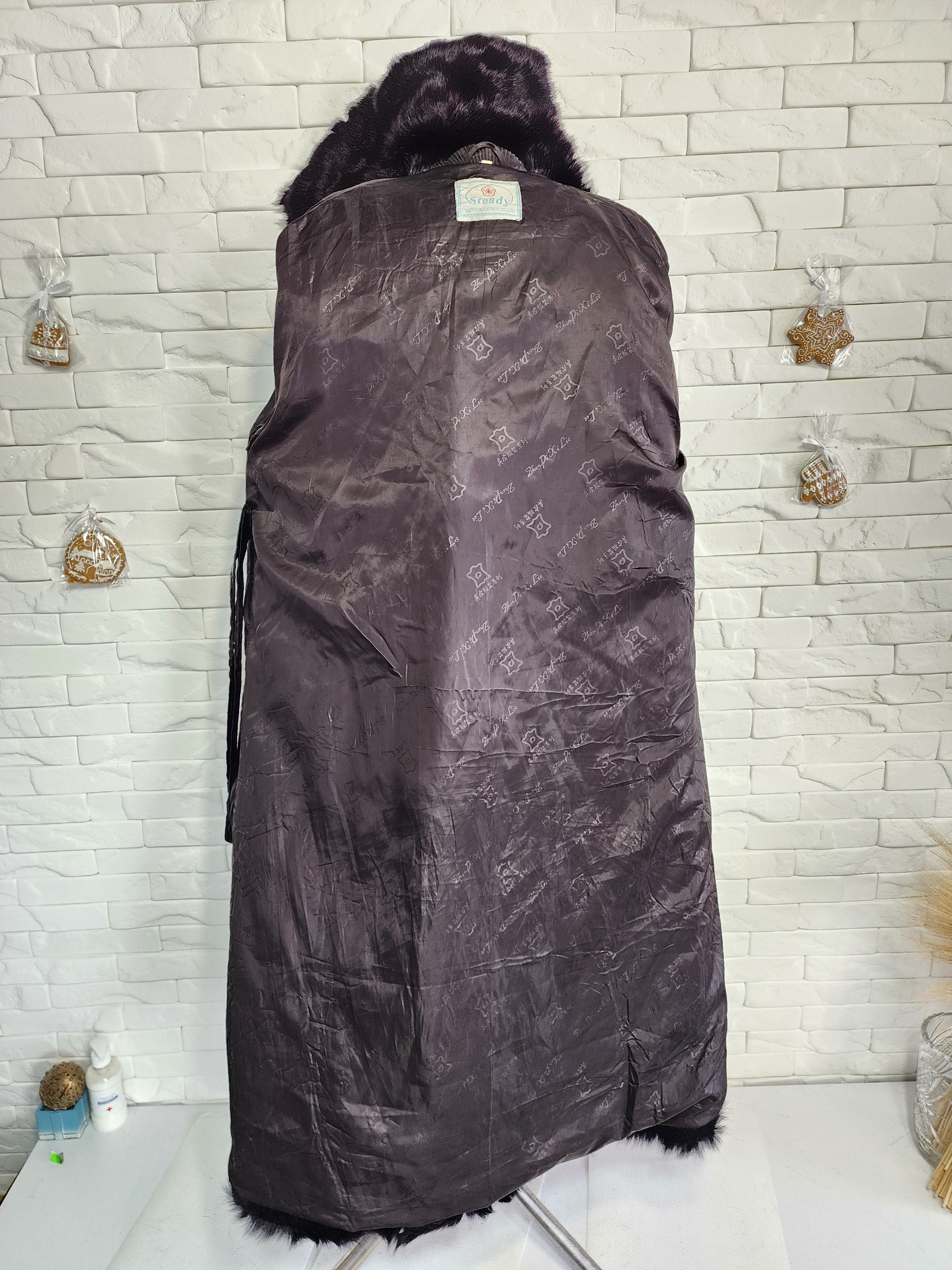 Furla Black Goat Fur Coat: Women's Warm Outerwear Size XXL / US 16-18 / IT 52-54 - 7 Thumbnail