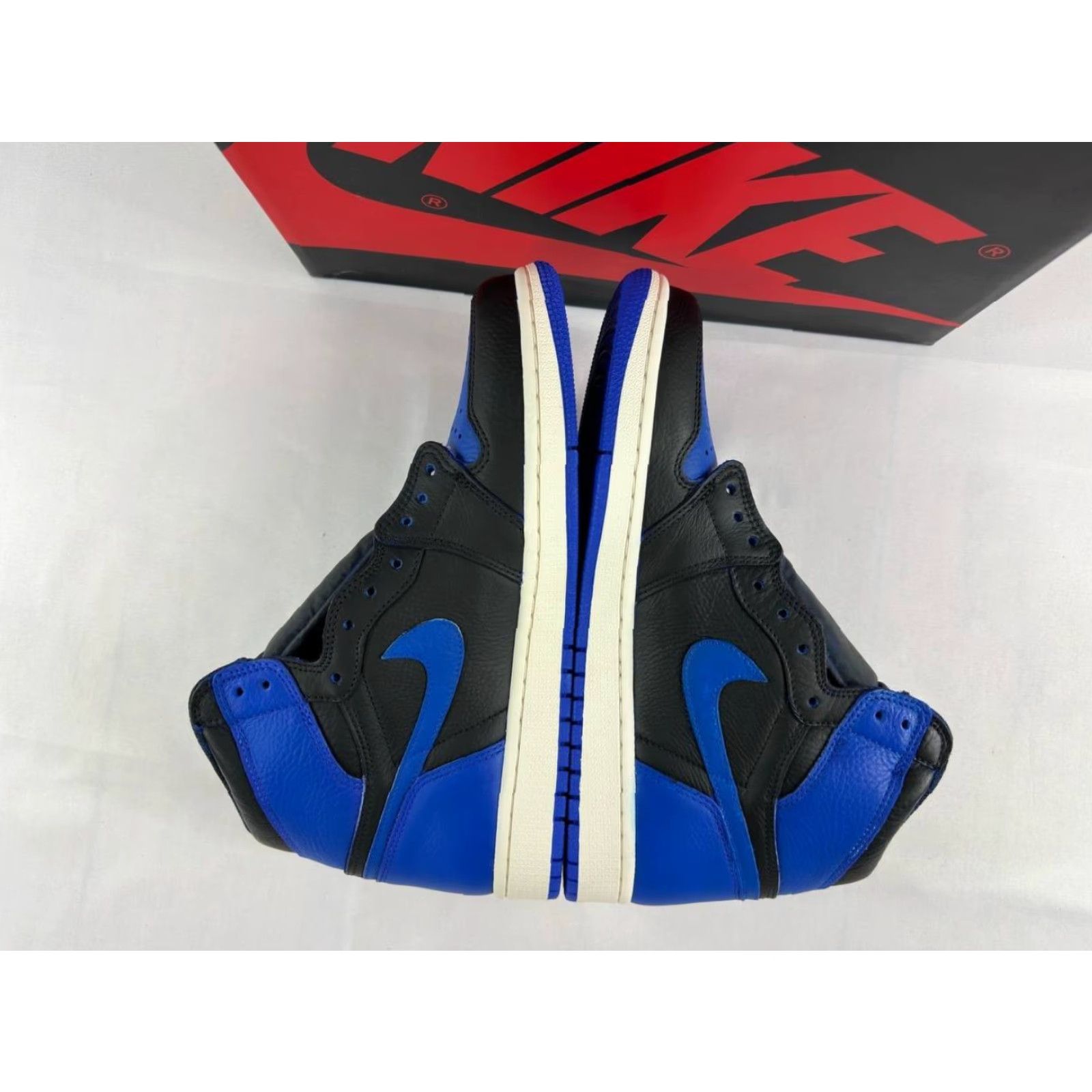 Jordan Brand Nike Air Jordan 1 Retro High Hyper Royal 555088-401 Sneakers Men Size 10 Blue Leather Custom Size US 10 / EU 43 - 6 Thumbnail