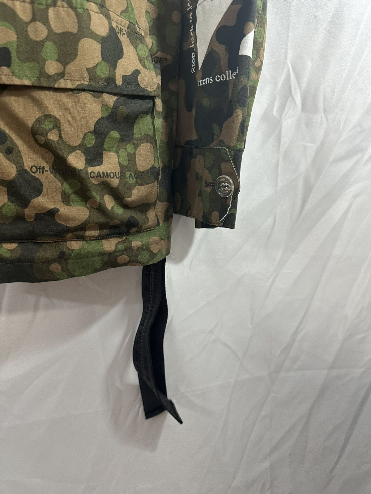 Off-White OFF WHITE CAMO JACKET Size US XL / EU 56 / 4 - 11 Thumbnail