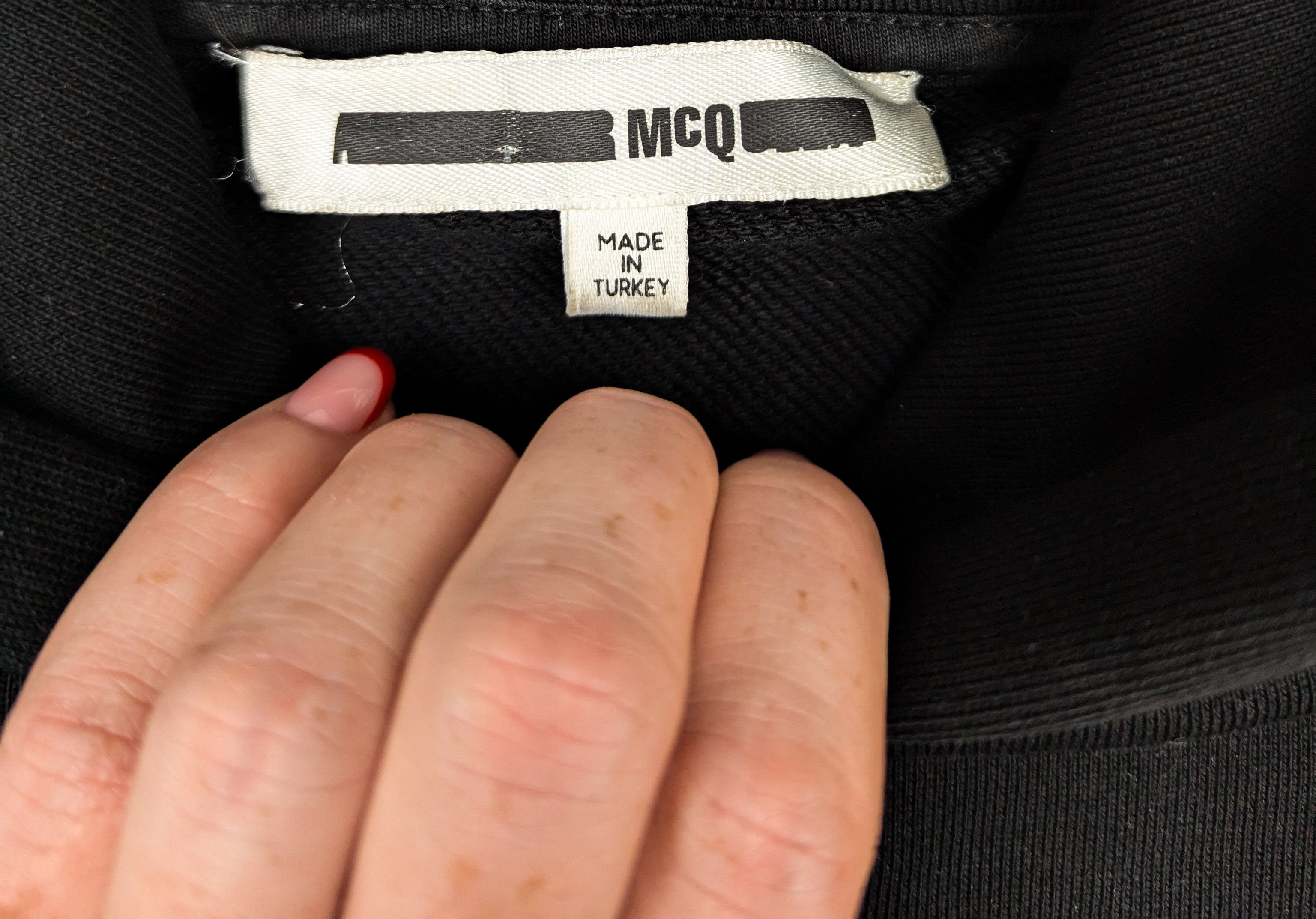 MCQ Alexander McQueen MCQ black hoodie S Size S / US 4 / IT 40 - 2 Thumbnail