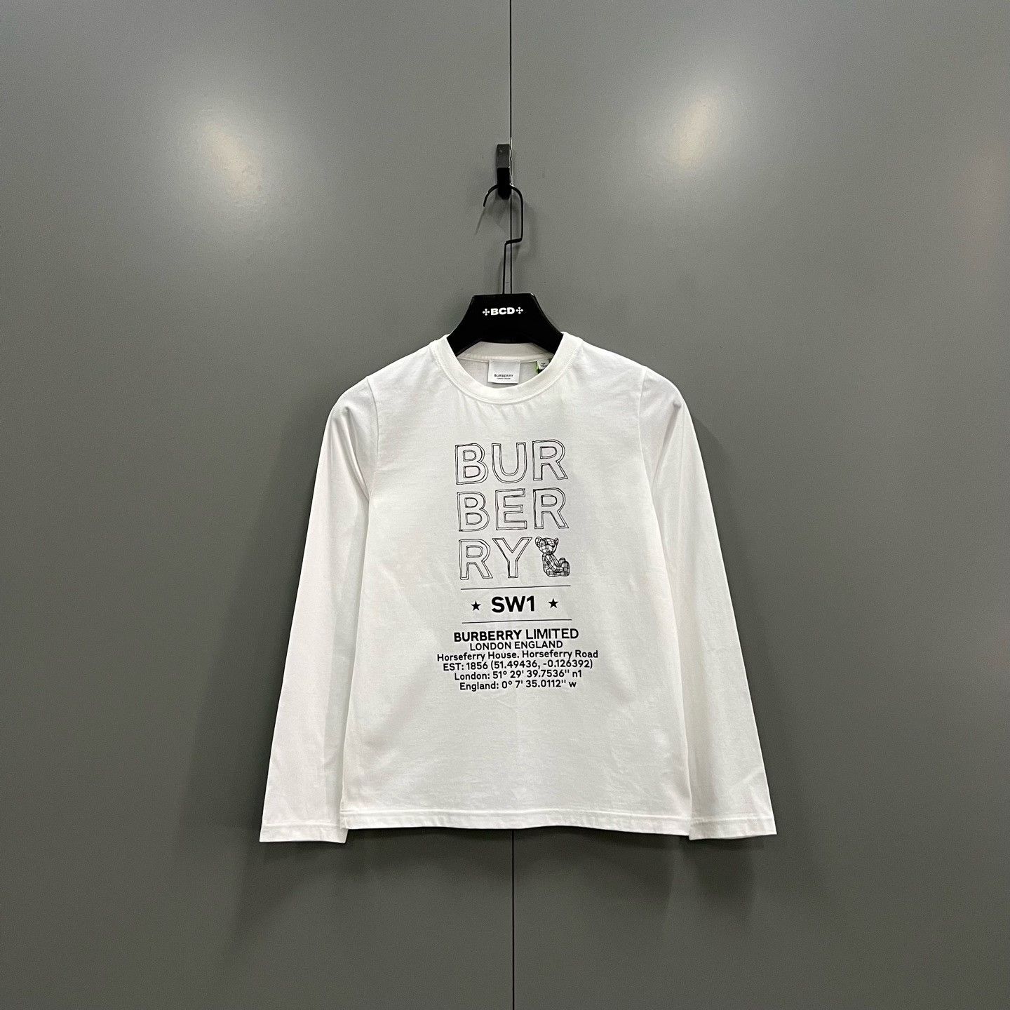 Burberry Burberry Printed White T-Shirt xxs Men Size US XXS / EU 40 - 1 Thumbnail
