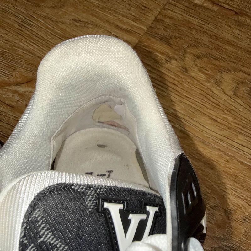 Louis Vuitton Louis Vuitton Trainer Low Top Casual Sneakers Size US 7 / IT 37 - 6 Thumbnail