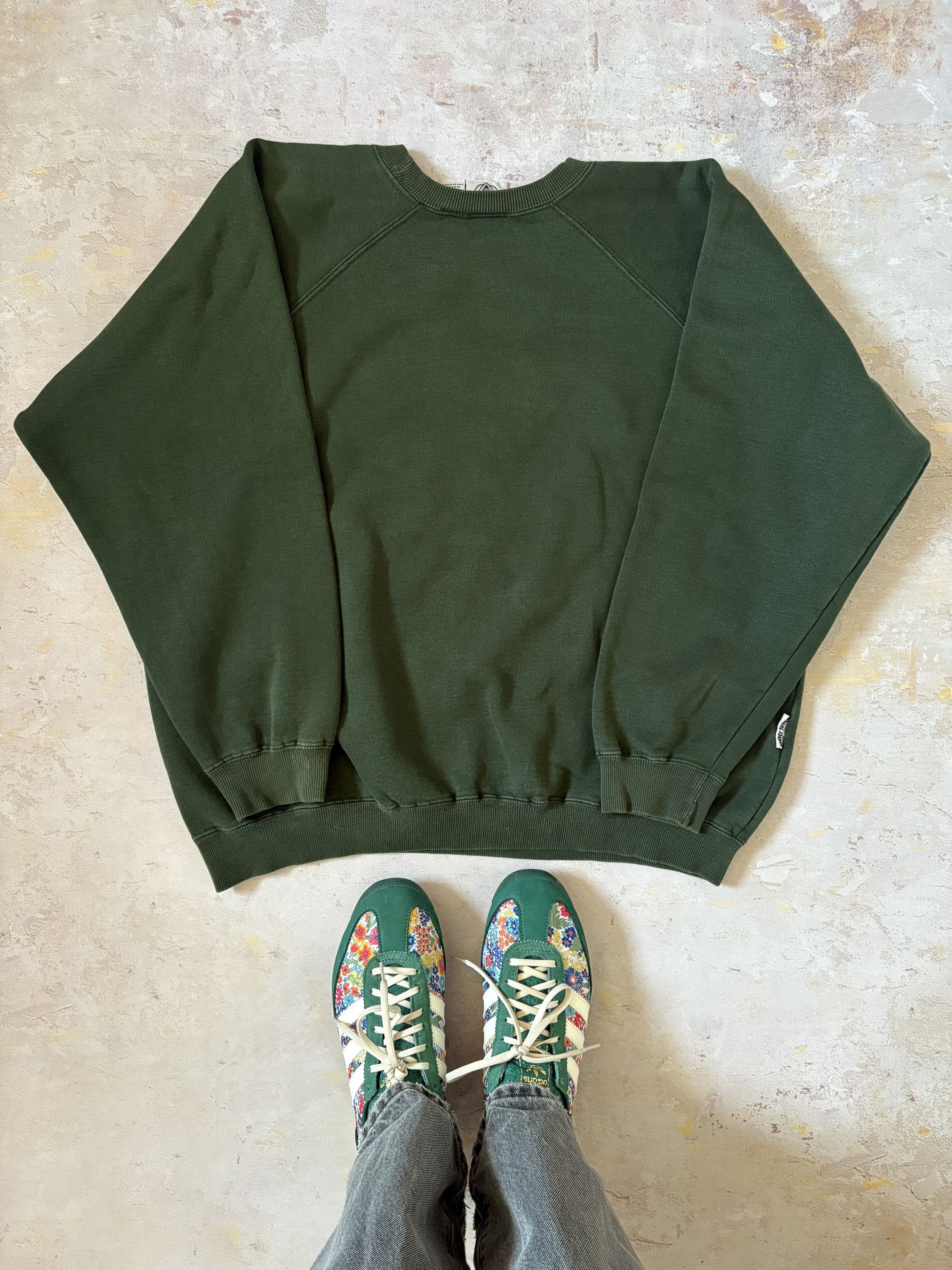 Warner Bros Rare Warner Bros vintage sweatshirt boxy fit Size US L / EU 52-54 / 3 - 2 Thumbnail
