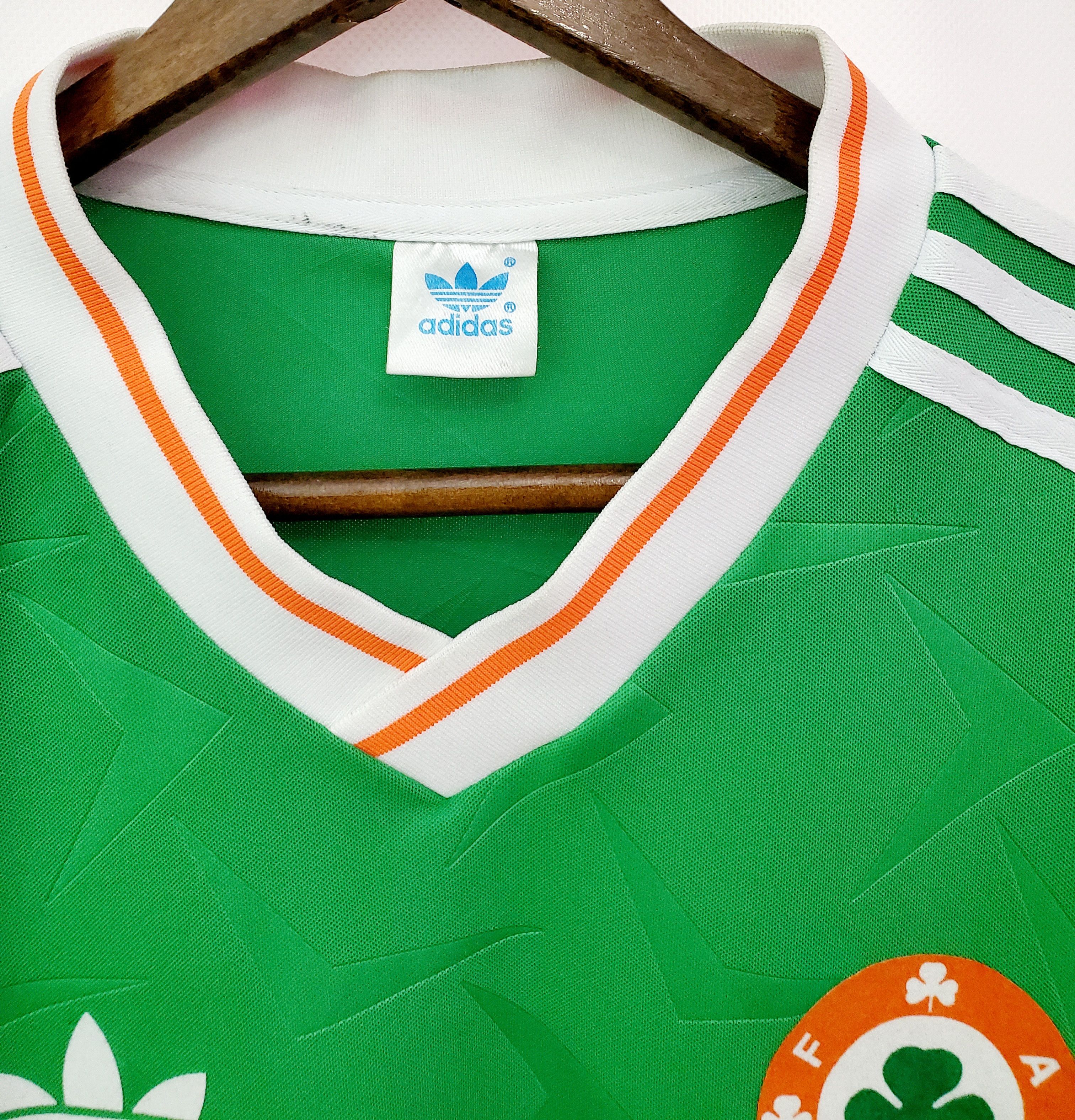 Adidas × Vintage Vintage Ireland retro 1990 home soccer jersey reprint Size L Size US L / EU 52-54 / 3 - 4 Thumbnail