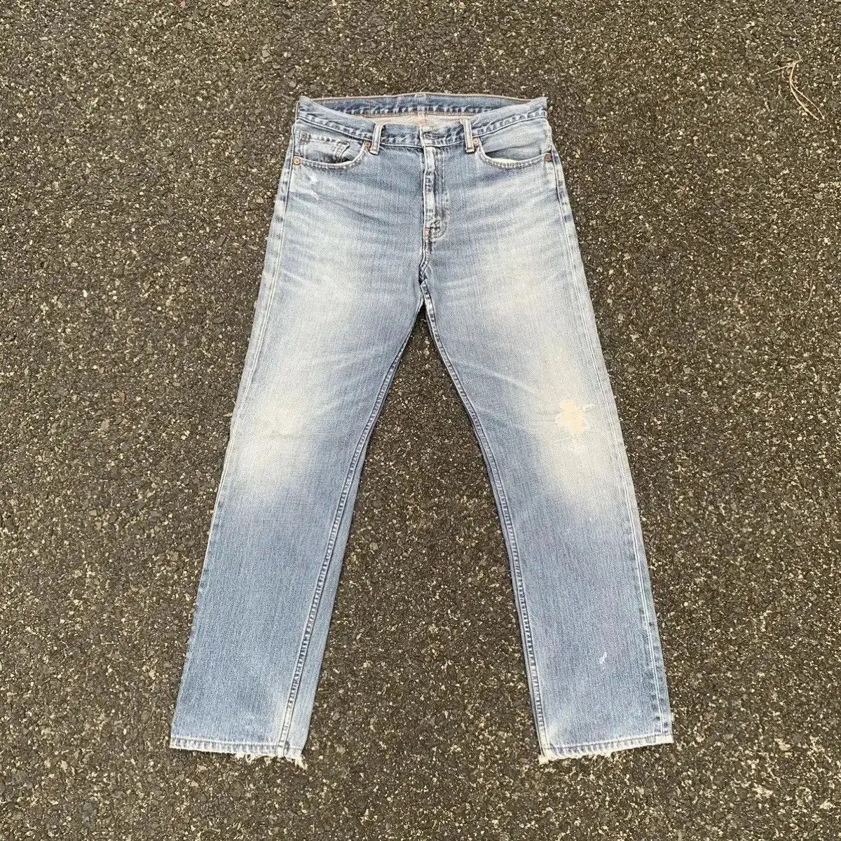 Distressed Denim! Levi’s Jeans 34x31 Light Wash Levis Pants