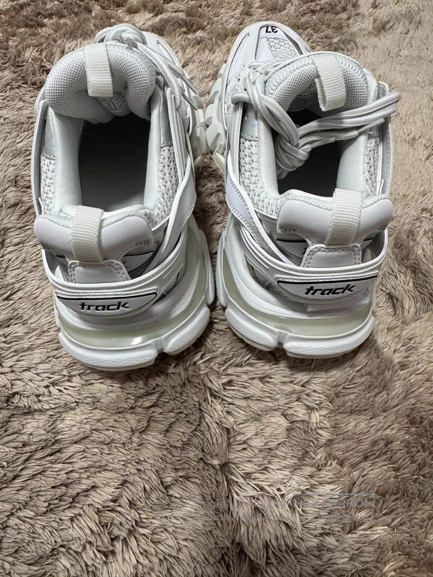 Balenciaga White Hitop Sneakers Size 7. Size US 7 / EU 40 - 4 Thumbnail