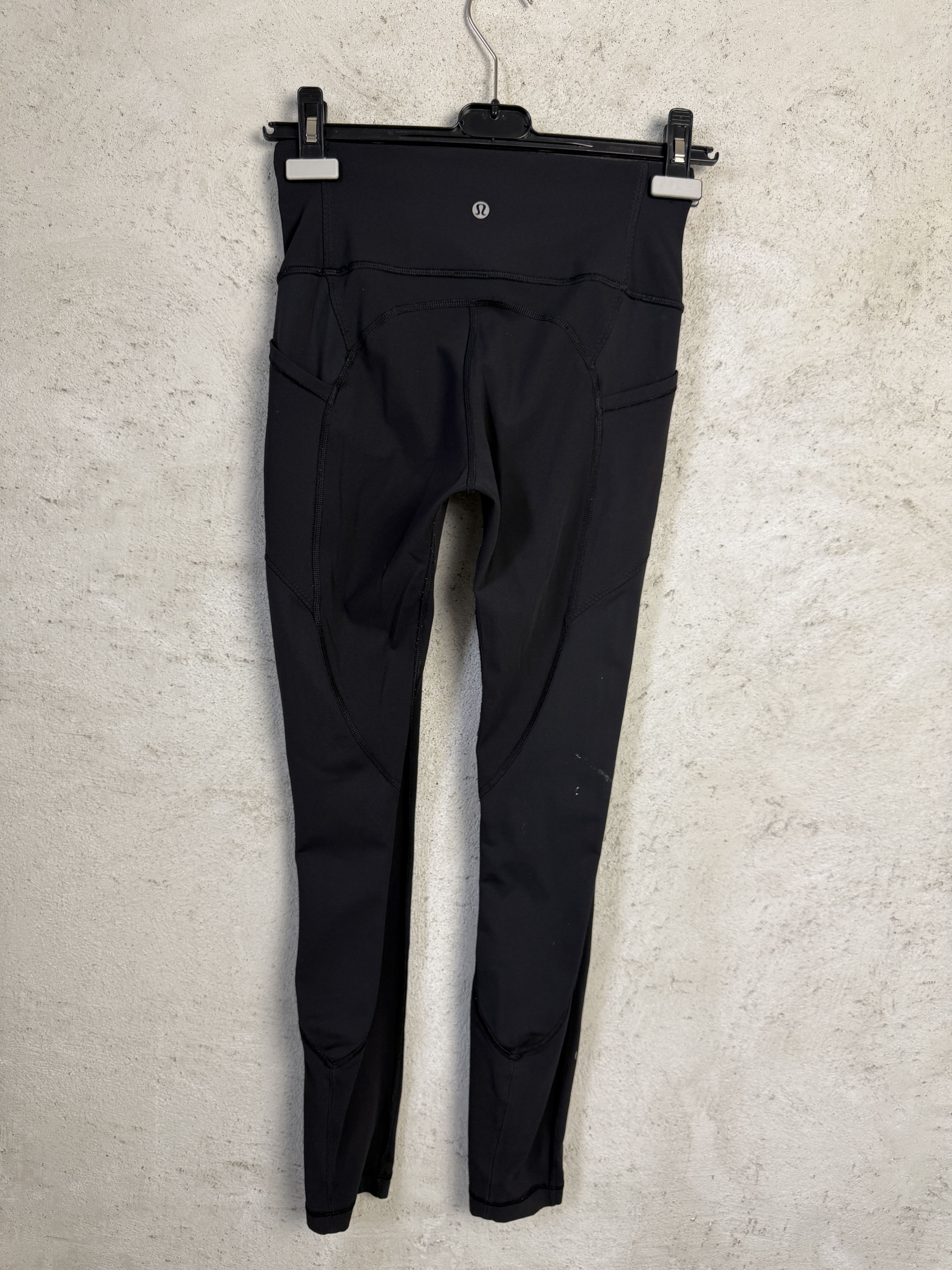 Lululemon Lululemon leggings sport gym pilates running Size 28" / US 6 / IT 42 - 1 Thumbnail