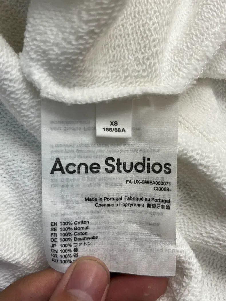 Acne Studios Acne Studios Chest Metal Logo Badge Hoodie, White Size US XS / EU 42 / 0 - 4 Thumbnail