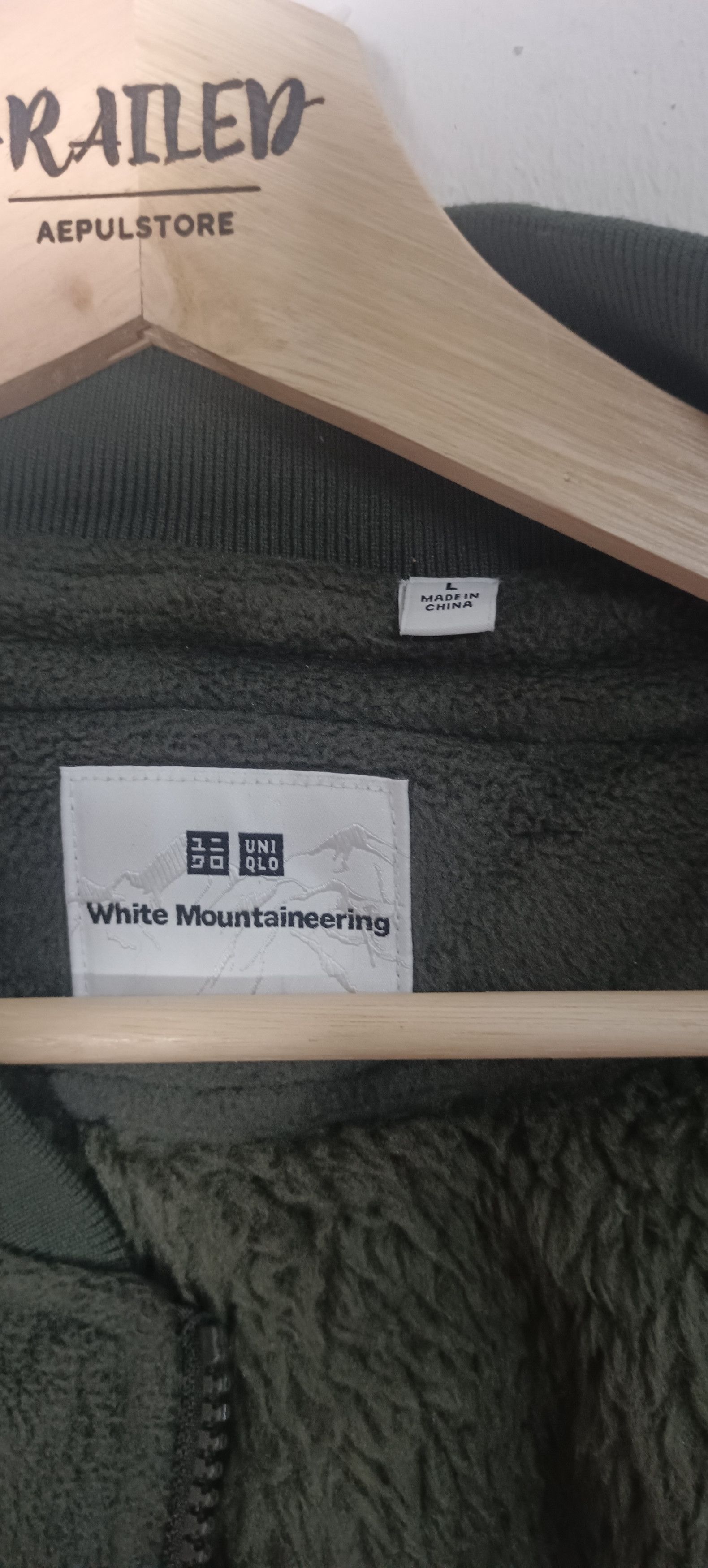 Uniqlo × White Mountaineering 🔥White Mountaineering Uniqlo Flace Size US L / EU 52-54 / 3 - 5 Thumbnail