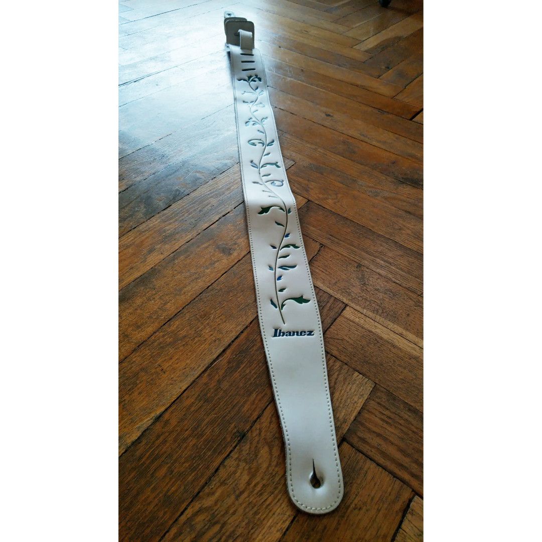Band Tees 100% Leather IBANEZ Vintage Guitar Belt 'Tree Of Life' Strap Size ONE SIZE - 1 Thumbnail